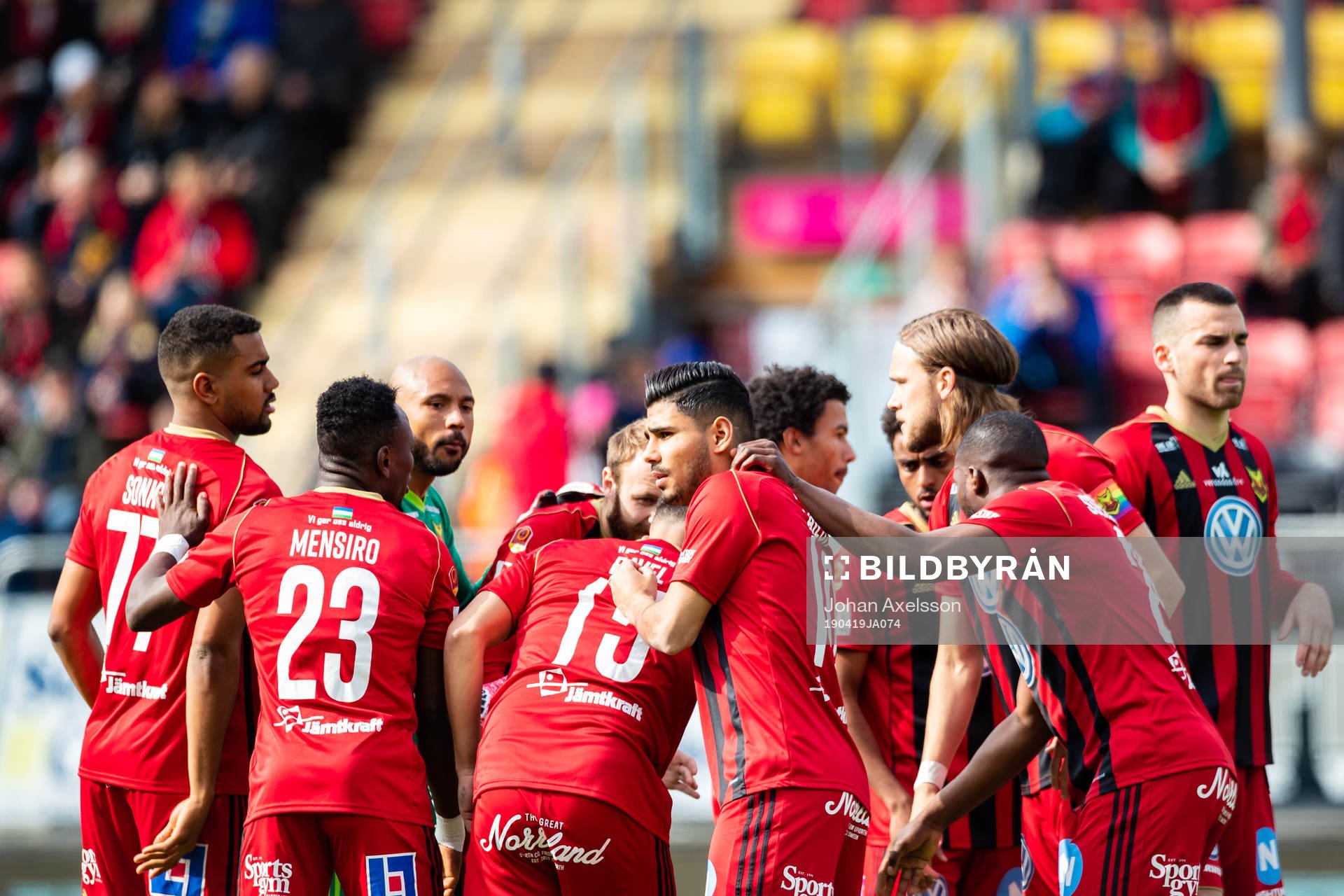 Östersunds Hosam Aiesh med laget