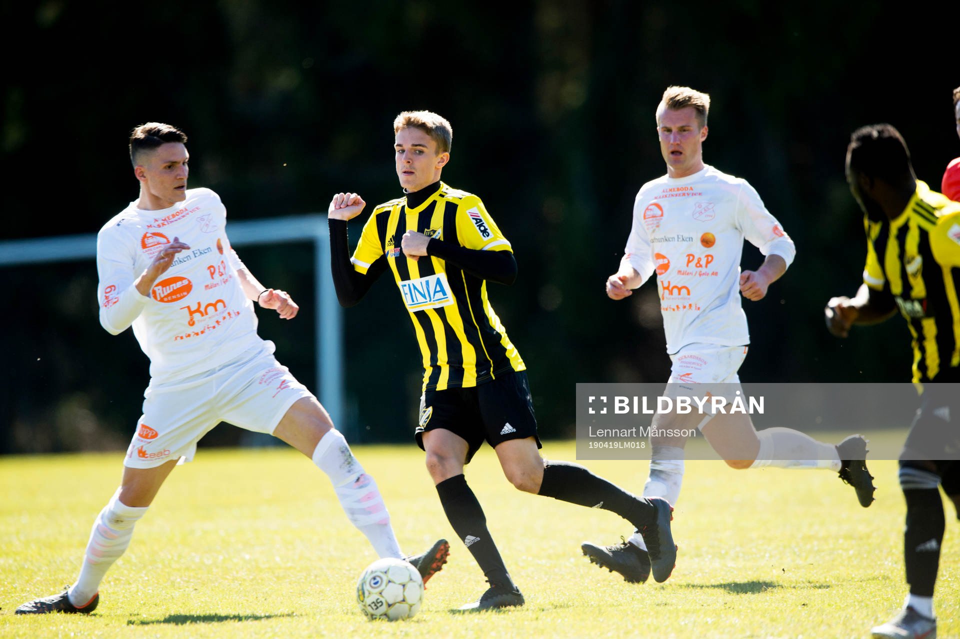 IFK Hässleholms Elliot Nilsson i matchen i division 2