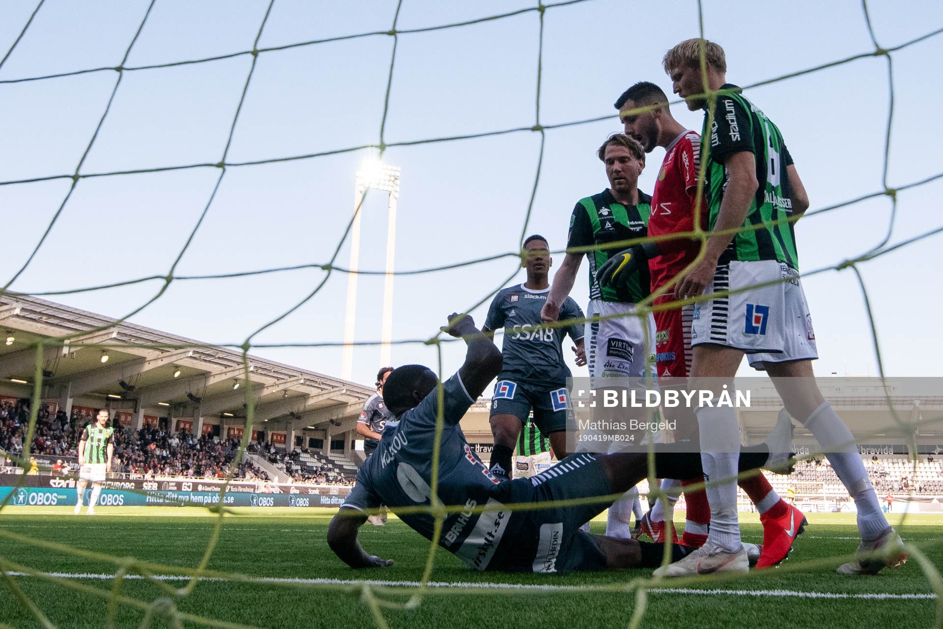 GAIS målvakt Marko Johansson och Carl Elfgren Nyström
