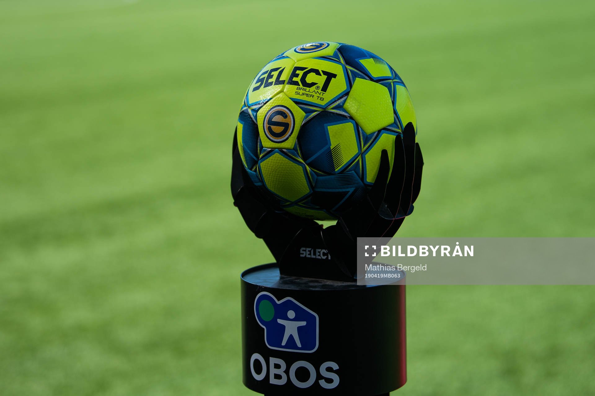 En matchboll i ett ställ