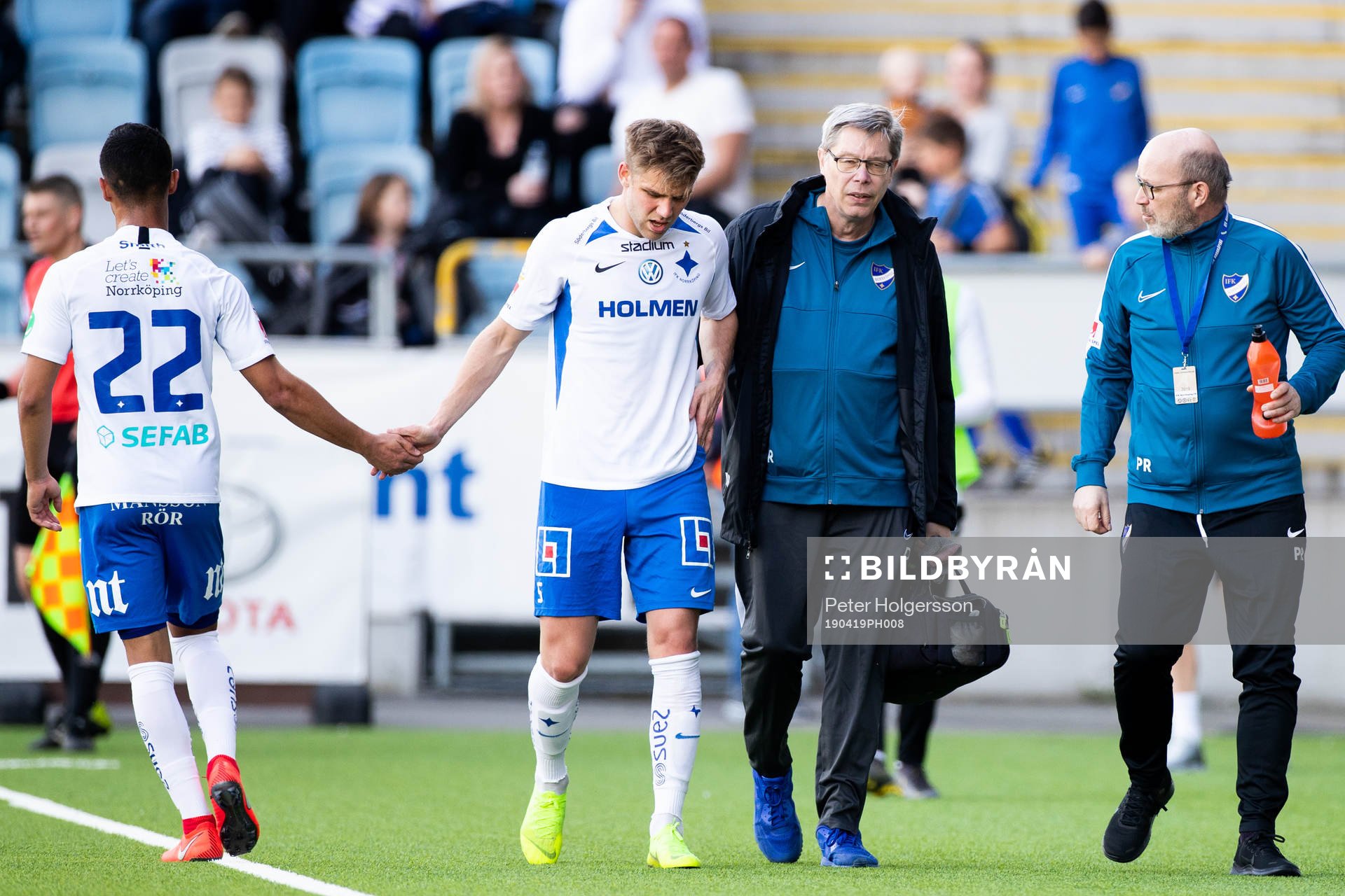IFK Norrköpings Christoffer Nyman utgår skadad