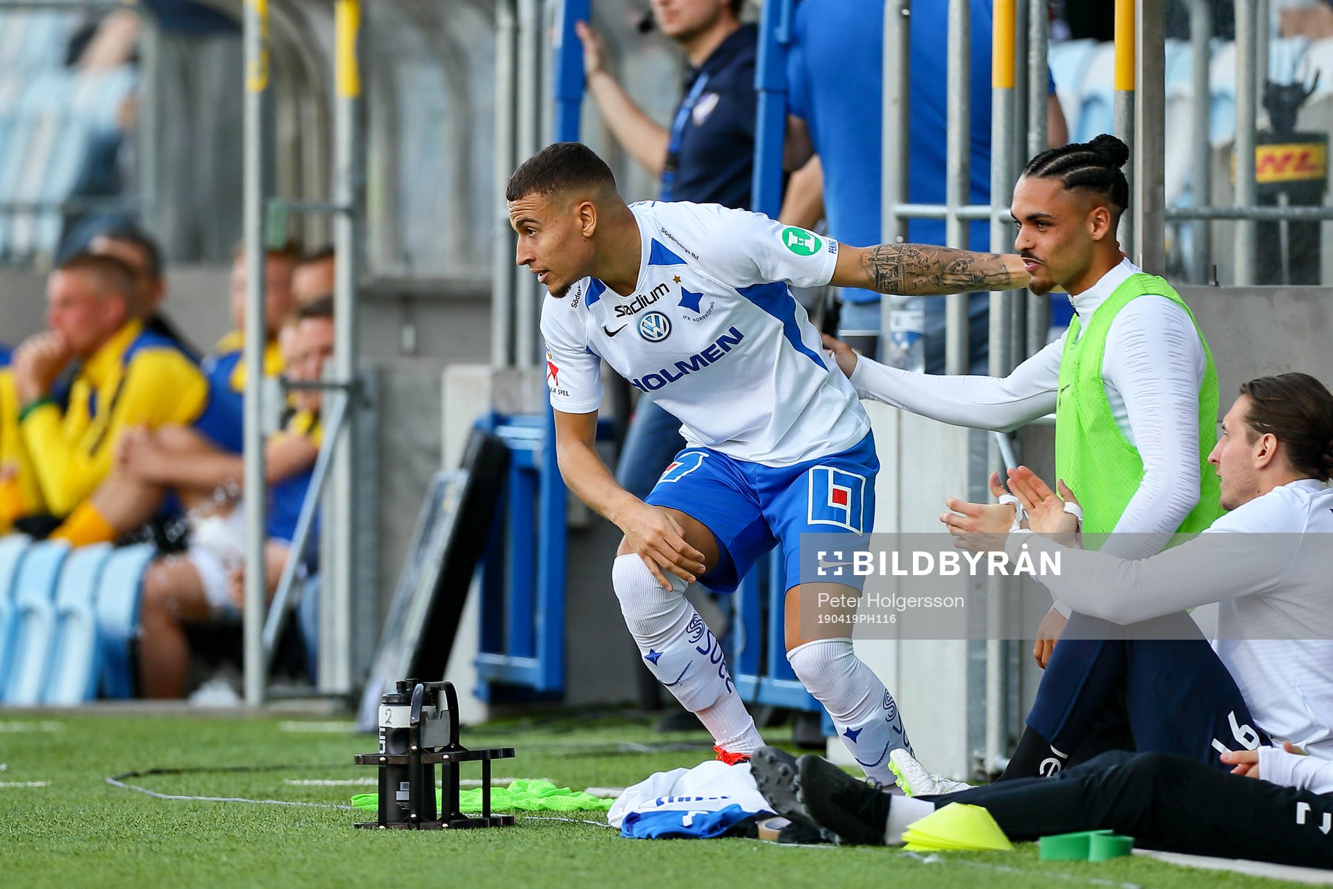 IFK Norrköpings Jordan Larsson jublar med IFK Norrköpings