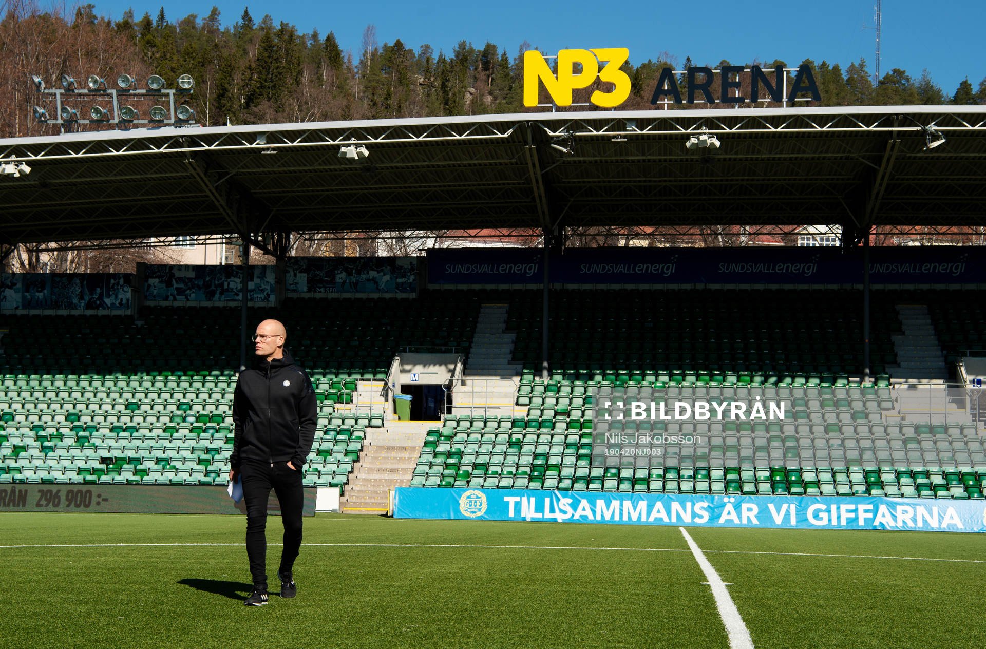 Sundsvalls tränare Joel Cedergren innan fotbollsmatchen i