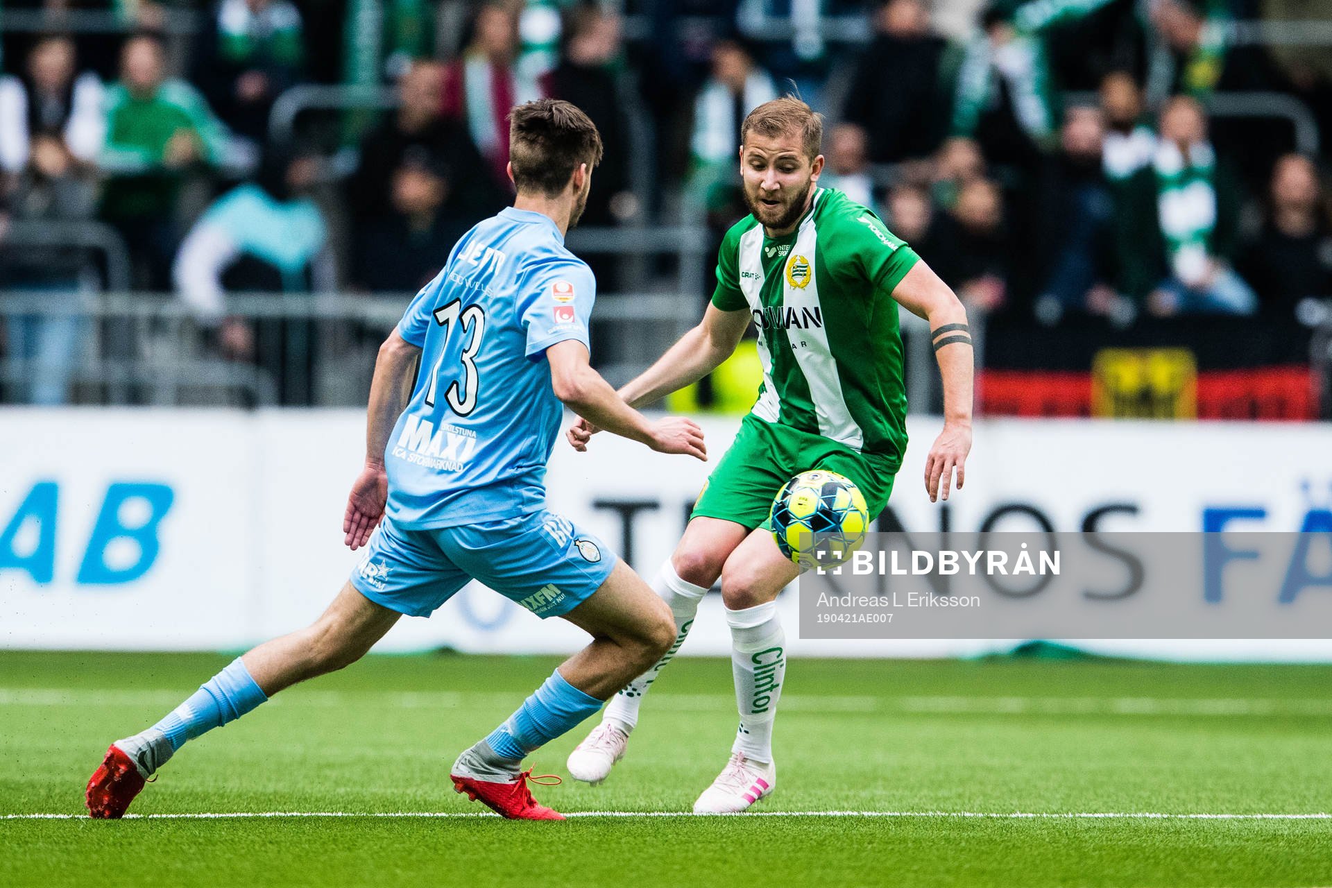 AFC Eskilstunas Wilhelm Loeper och Hammarbys Darijan Bojanic