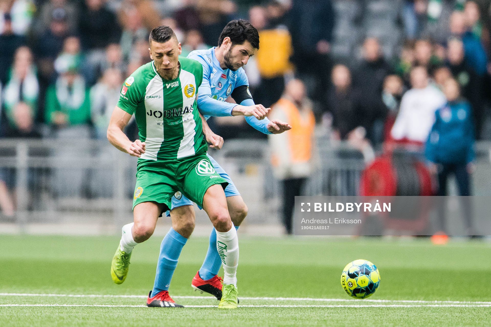 Hammarbys Nikola Djurdjic och AFC Eskilstunas Anel Rashkaj