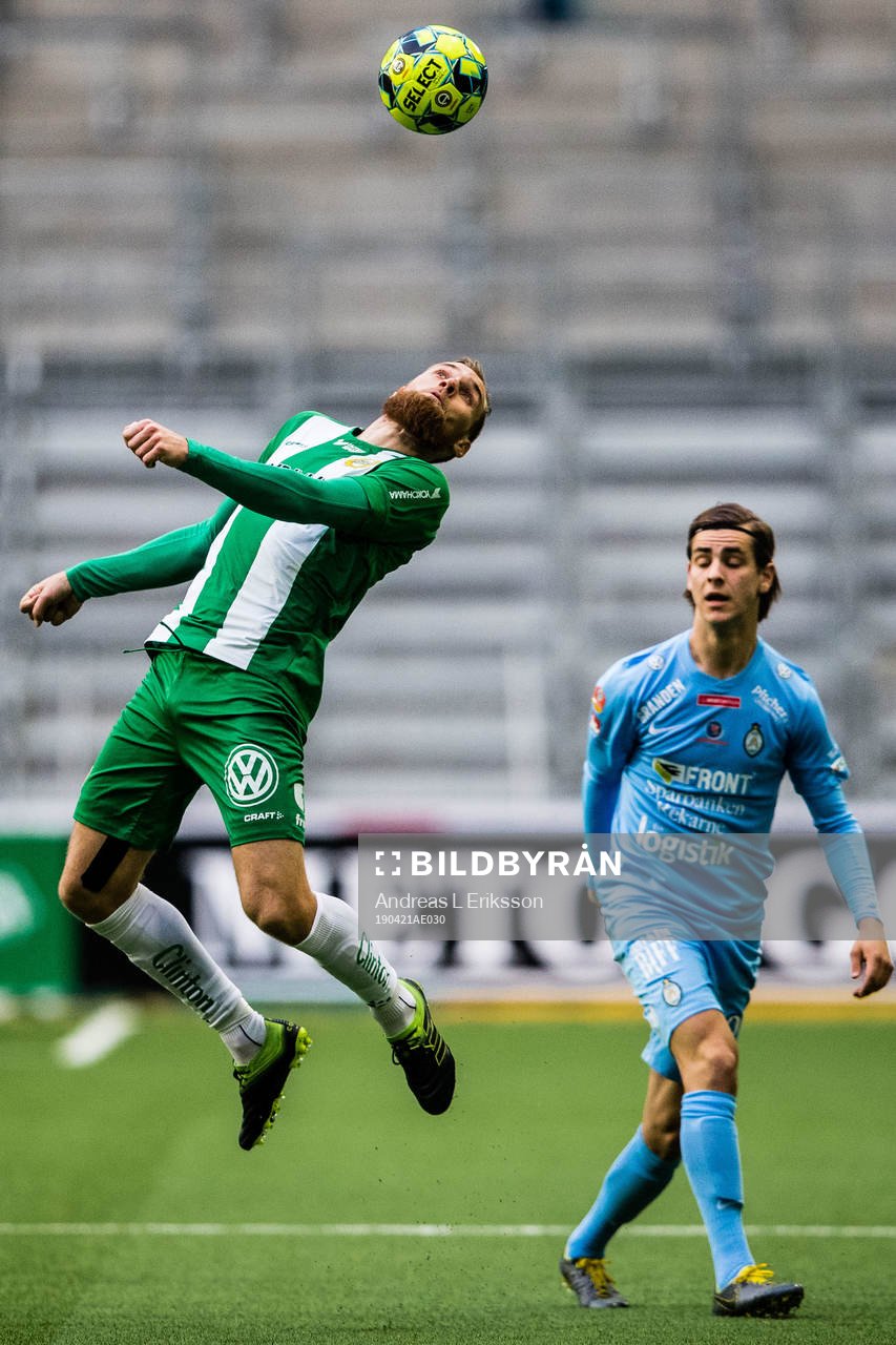 Hammarbys David Fällman och AFC Eskilstunas Adi Nalic