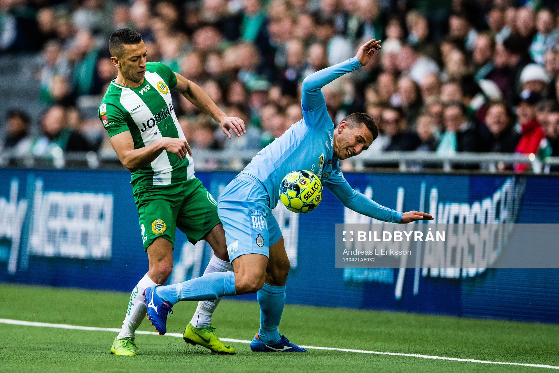 Hammarbys Nikola Djurdjic och AFC Eskilstunas Adnan Kojic