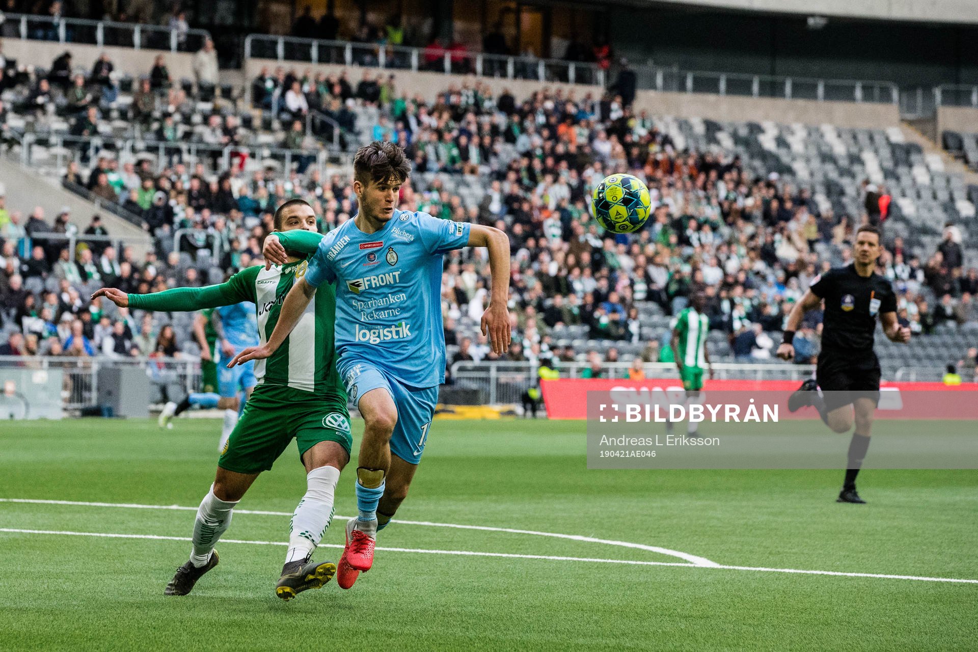 Hammarbys Vladimir Rodic och AFC Eskilstunas Wilhelm Loeper