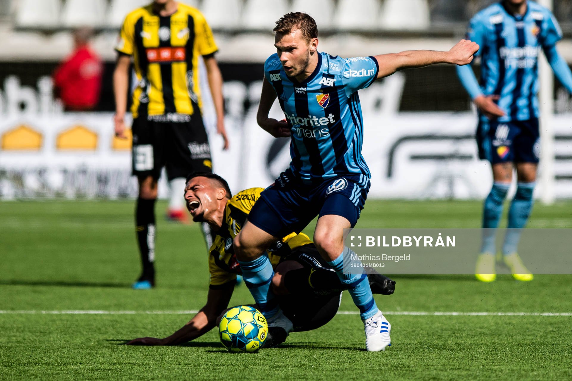 Häckens Ahmed Yasin och Djurgårdens Jesper Karlström