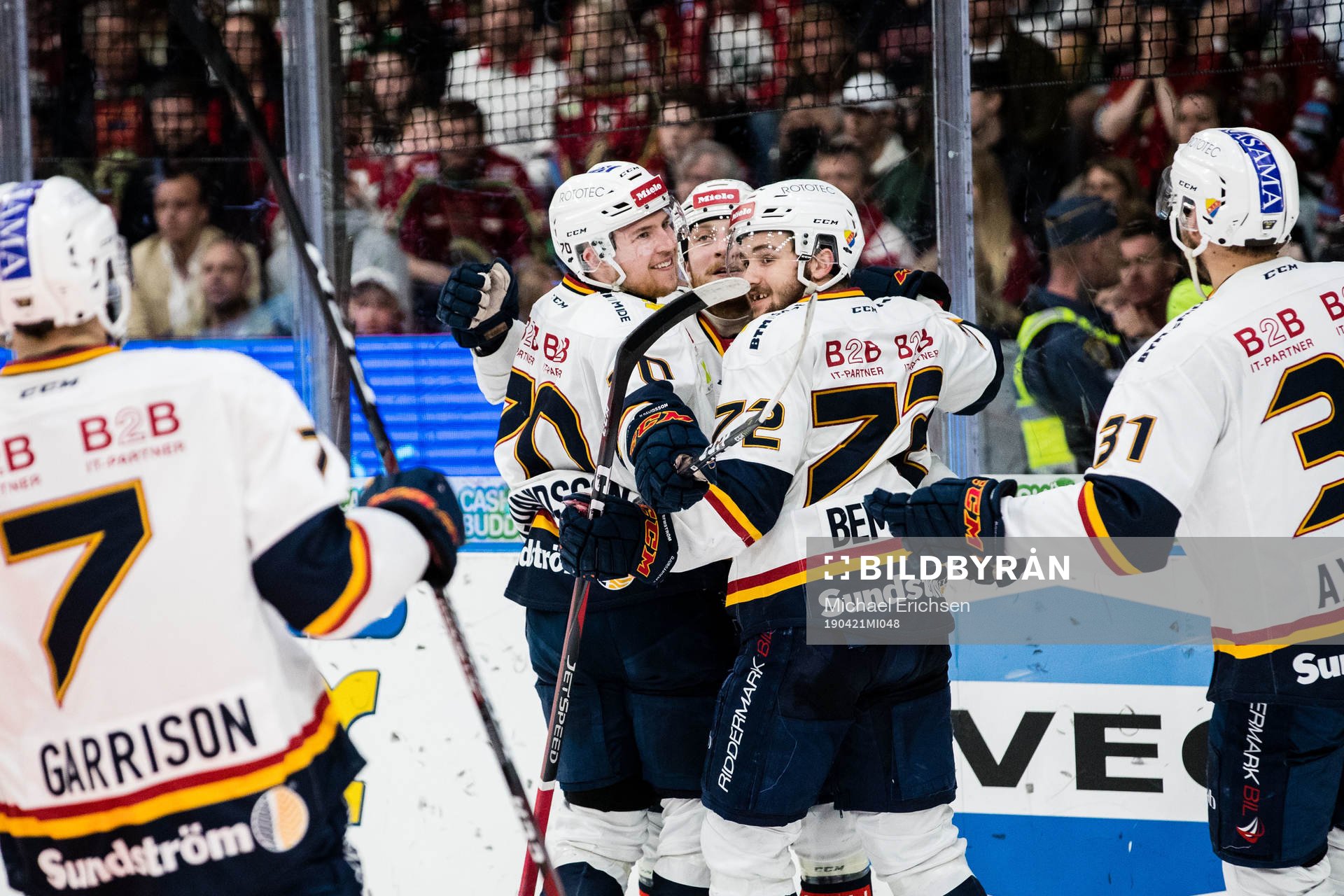 Djurgårdens Marcus Davidsson jublar med lagkamrater