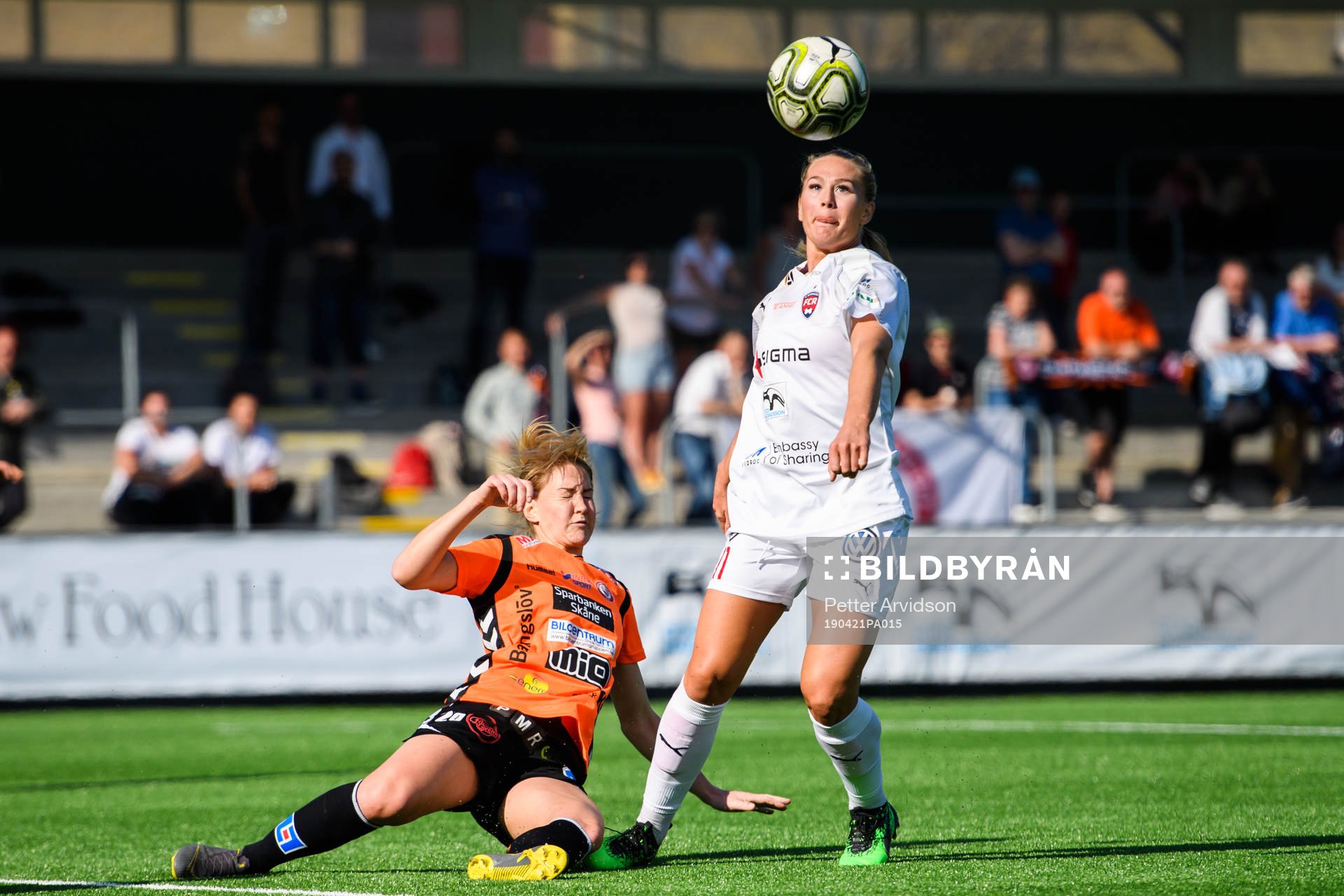 Rosengårds Lisa-Marie Utland och Kristianstads Mia Carlsson