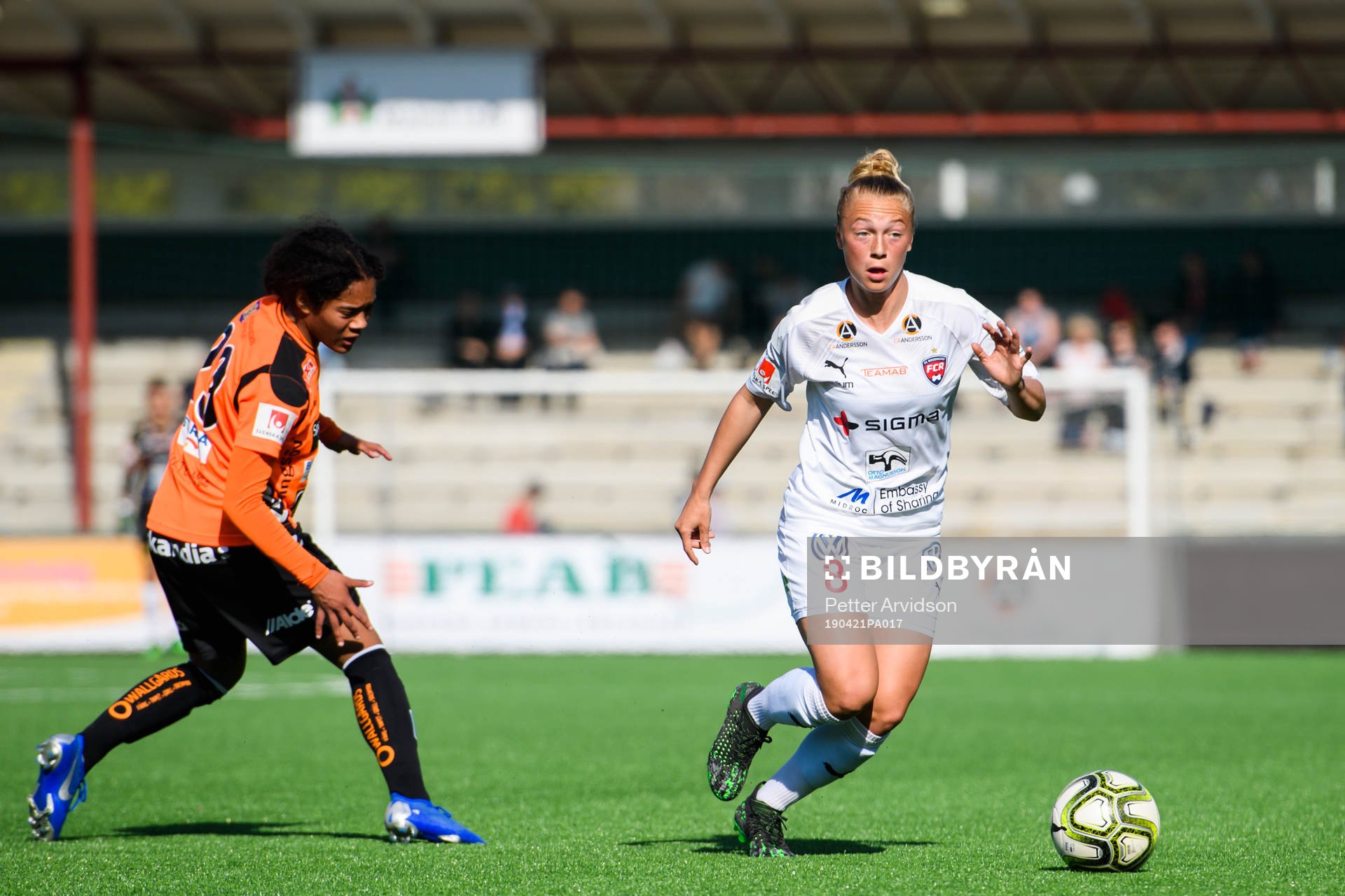 Kristianstads Evelina Duljan och Rosengårds Hanna Bennison