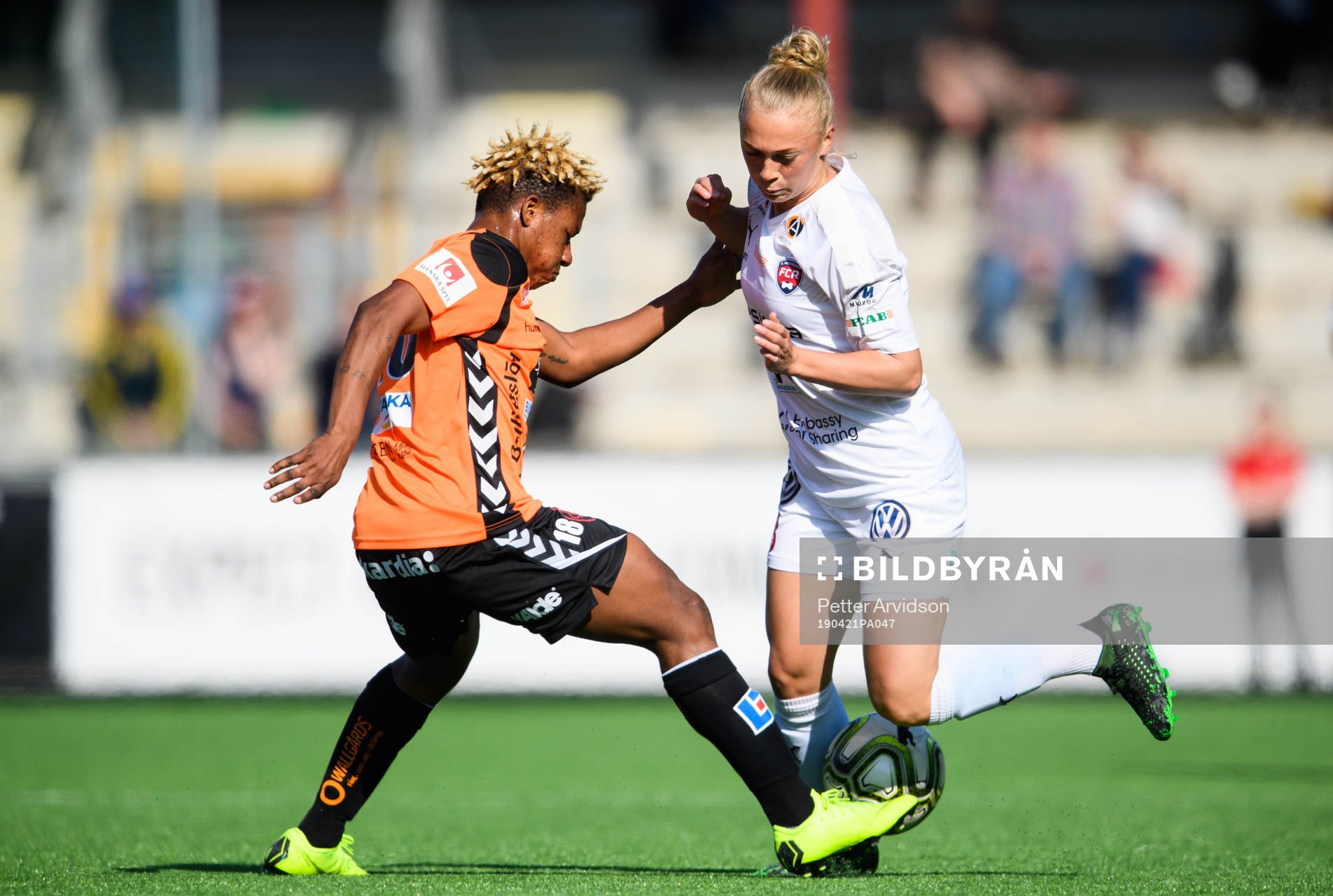 Kristianstads Rita Chikwelu och Rosengårds Hanna Bennison