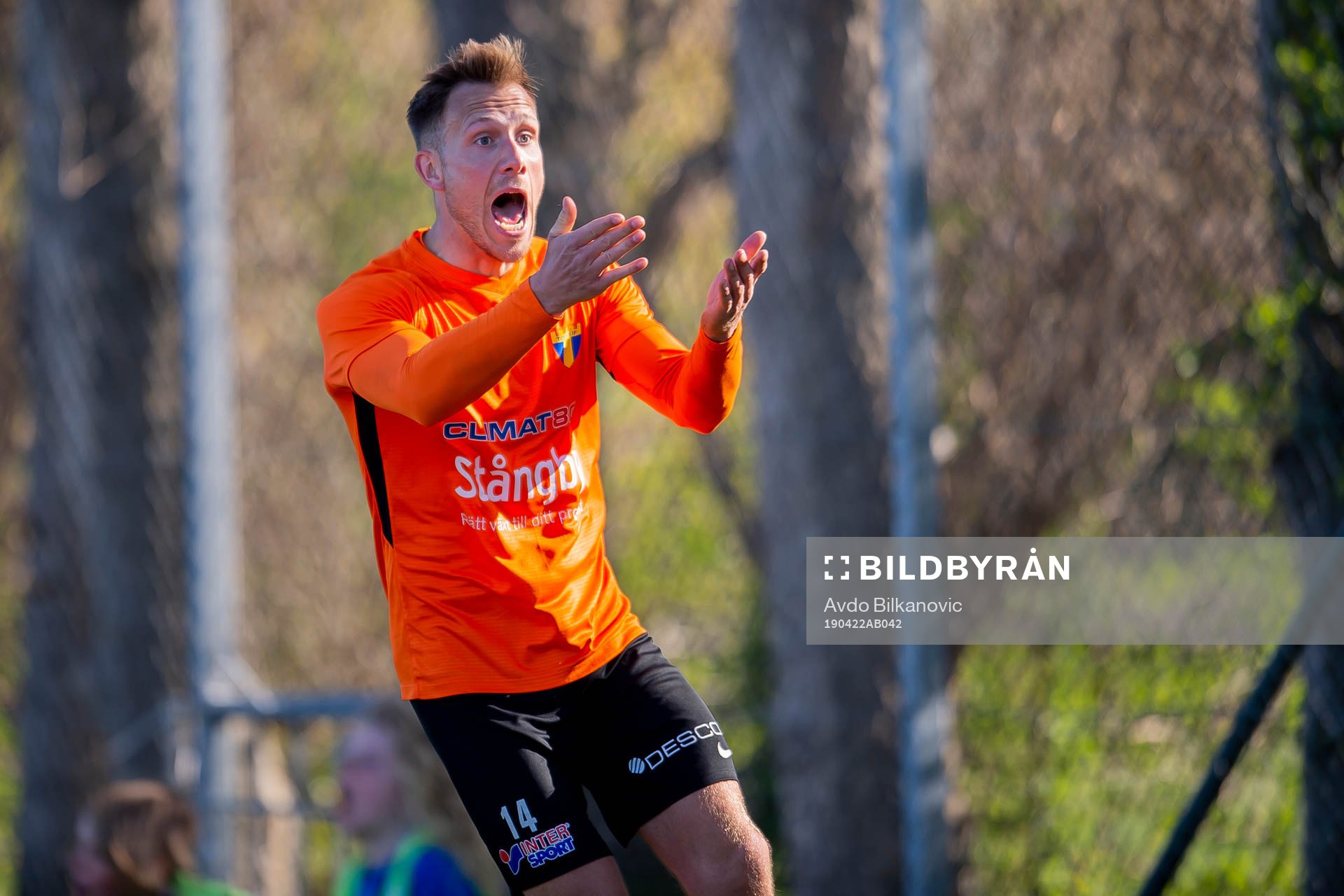 Torns Andreas Åkerlund agerar