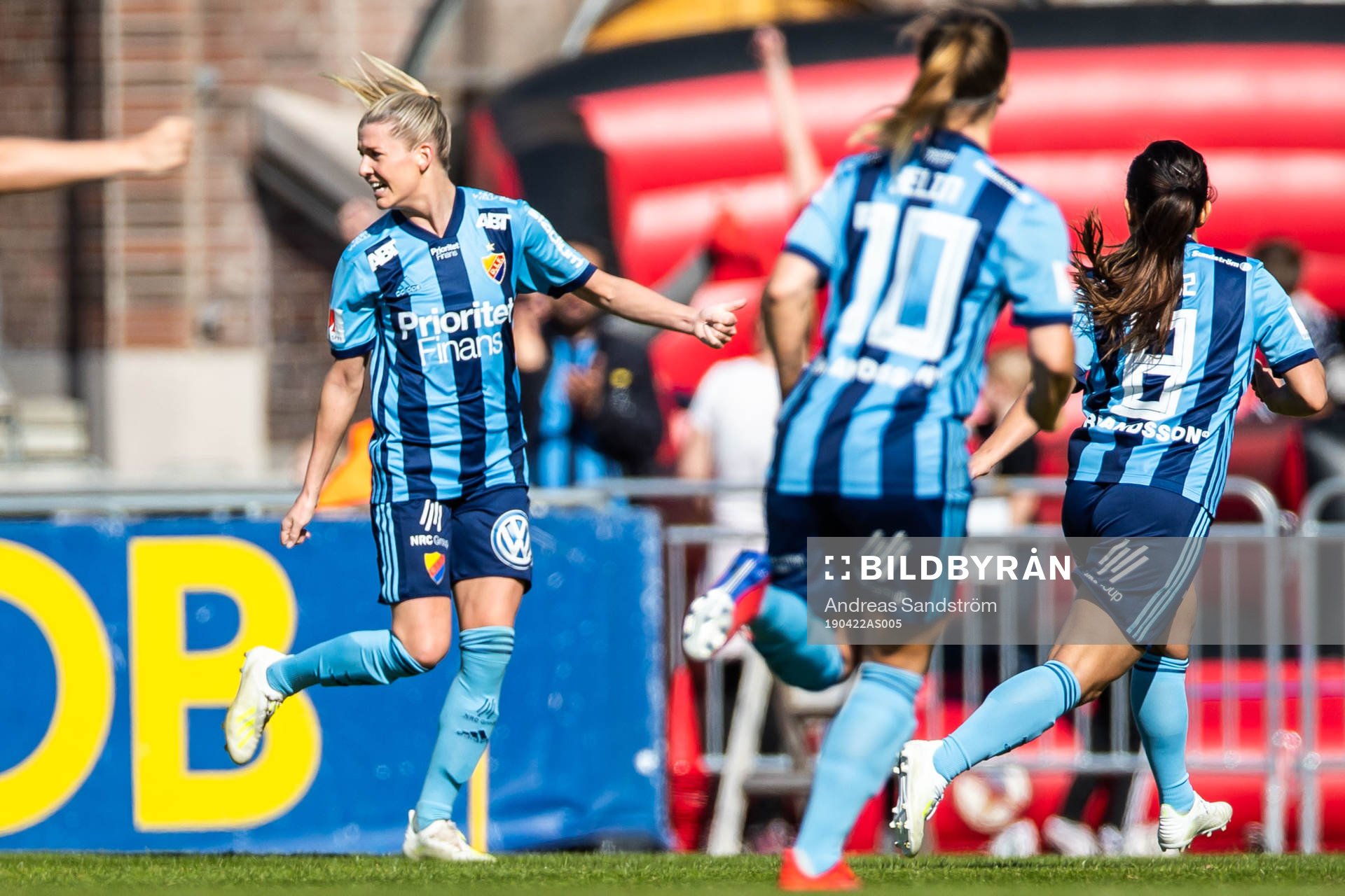 Djurgårdens Olivia Schough jublar