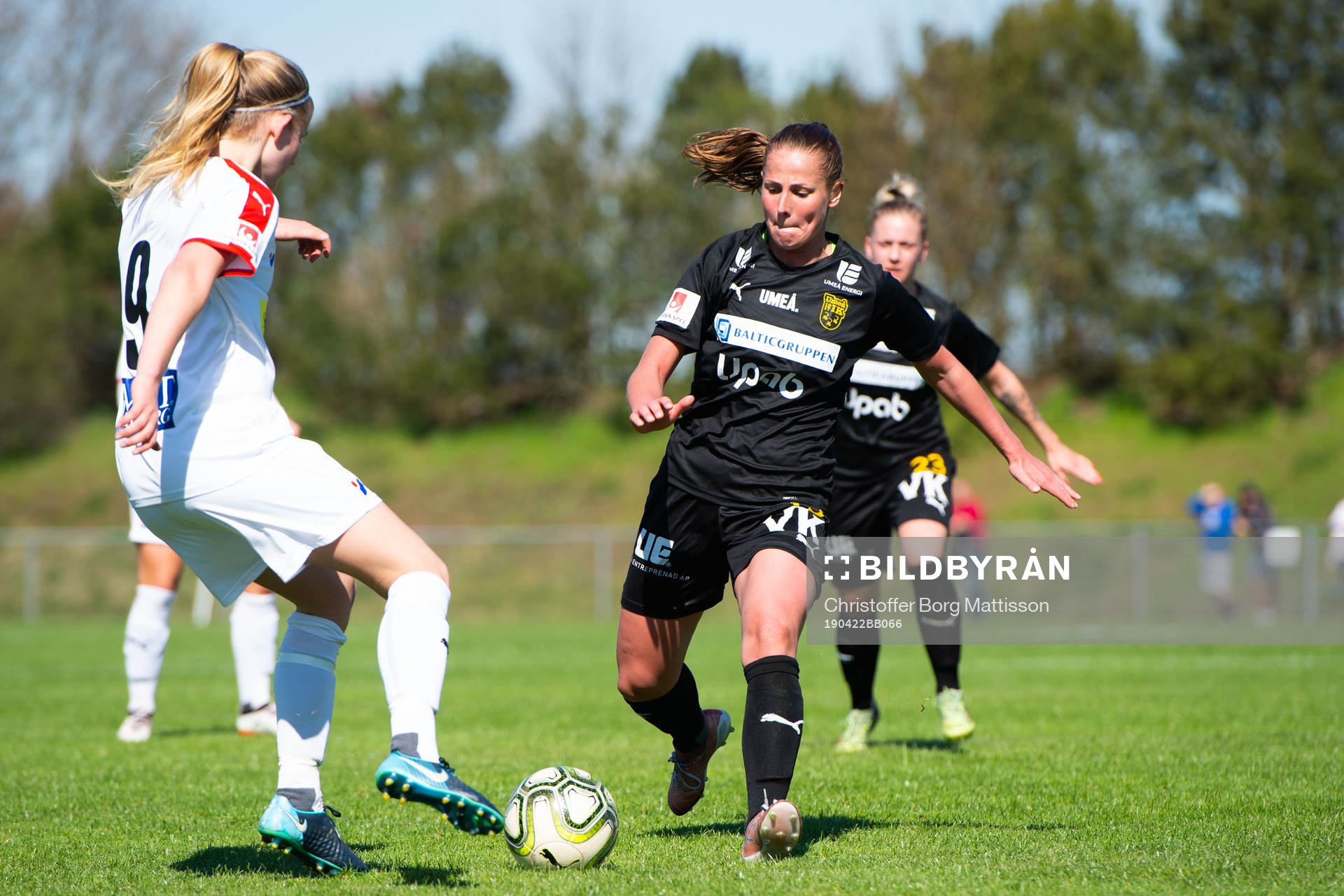 Borgebys Elin Persson och Umeås Annina Wede