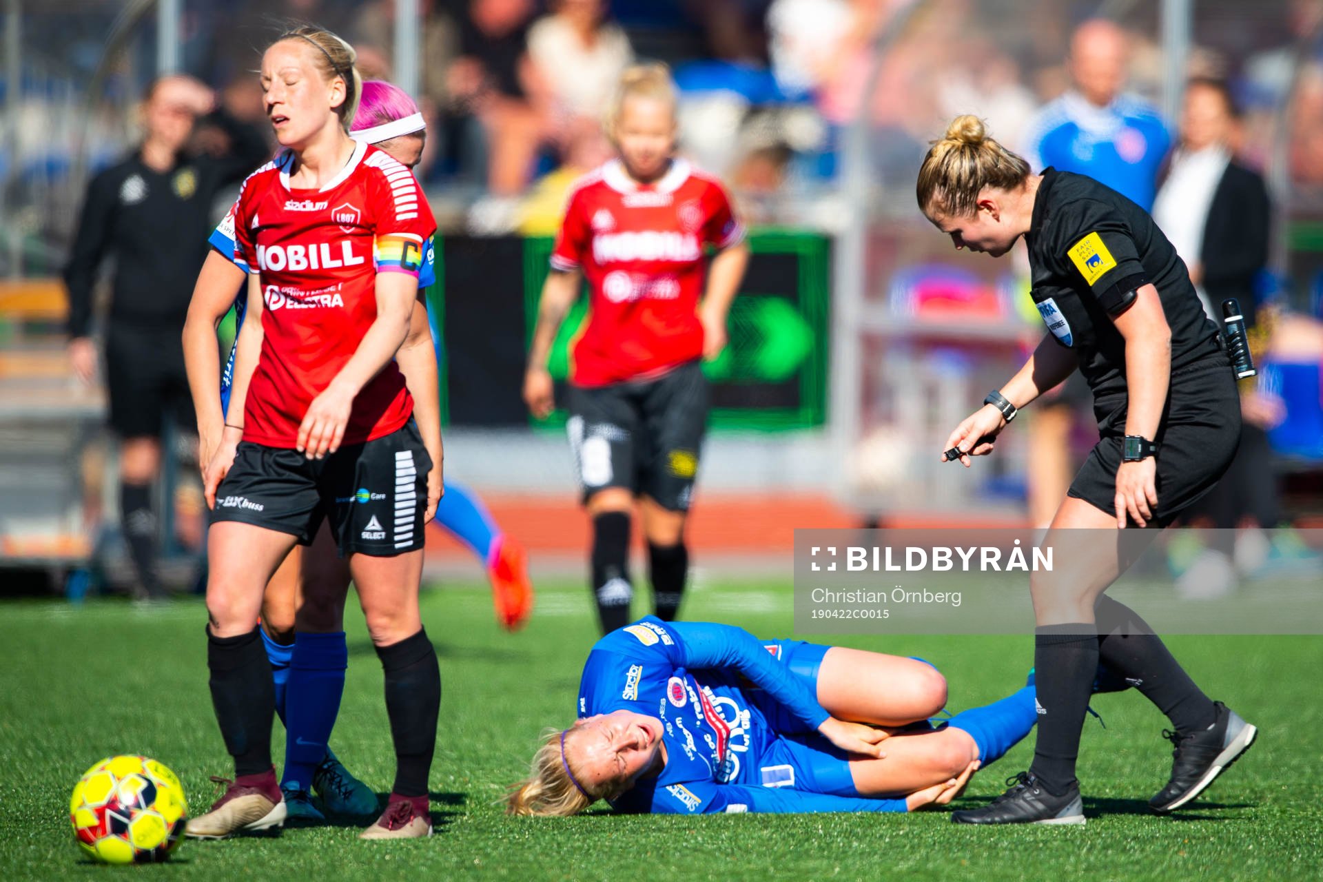 Örebros Eveliina Summanen har ont