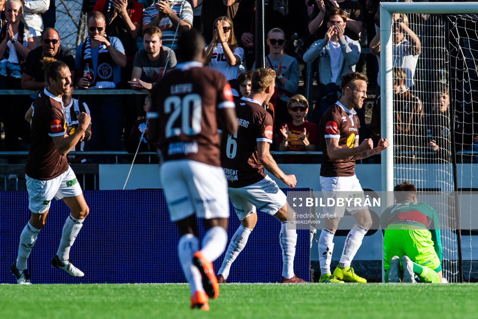 Tonny Brochmann of Mjøndalen celebrates