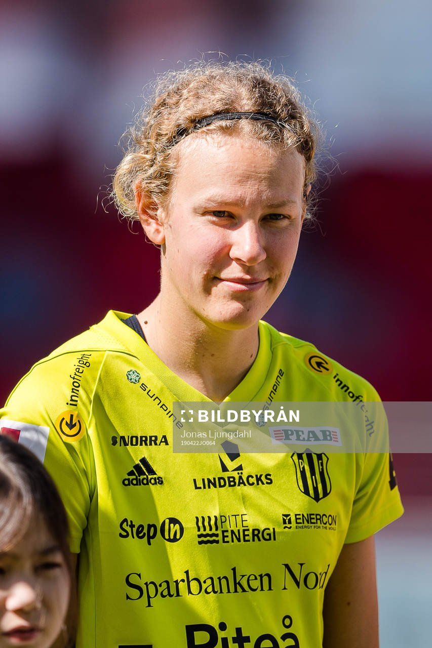 Piteås målvakt målvakt Cajsa Andersson före