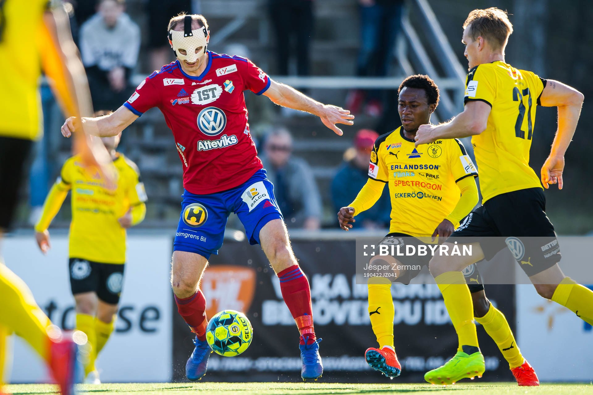 Östers Dragan Kapcevic mot Frejs Abdul Halik Hudu och Kim