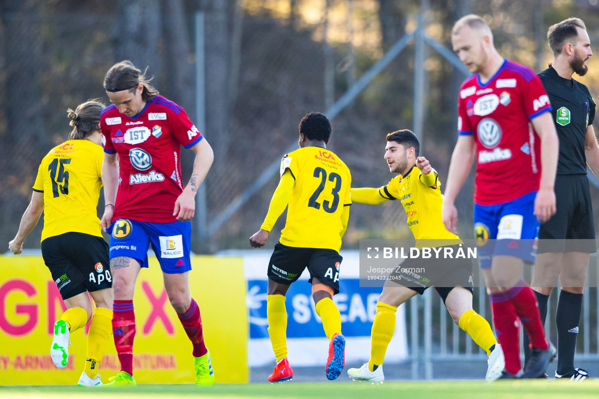 Frejs Abdul Halik Hudu jublar med lagkamrater efter 1-0 under fotbollsmatchen i Superettan mellan Frej och Öster den 22 april 2019 i Stockholm.