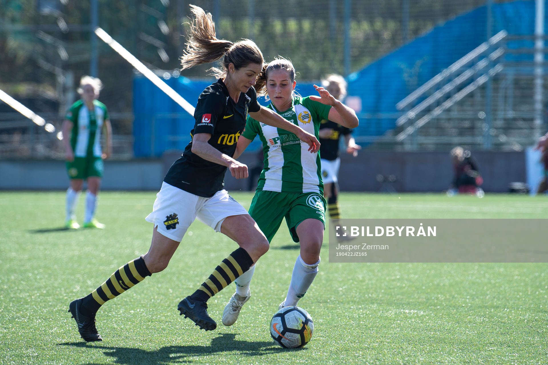 s Madeleine Tegström och Hammarbys Felicia Saving