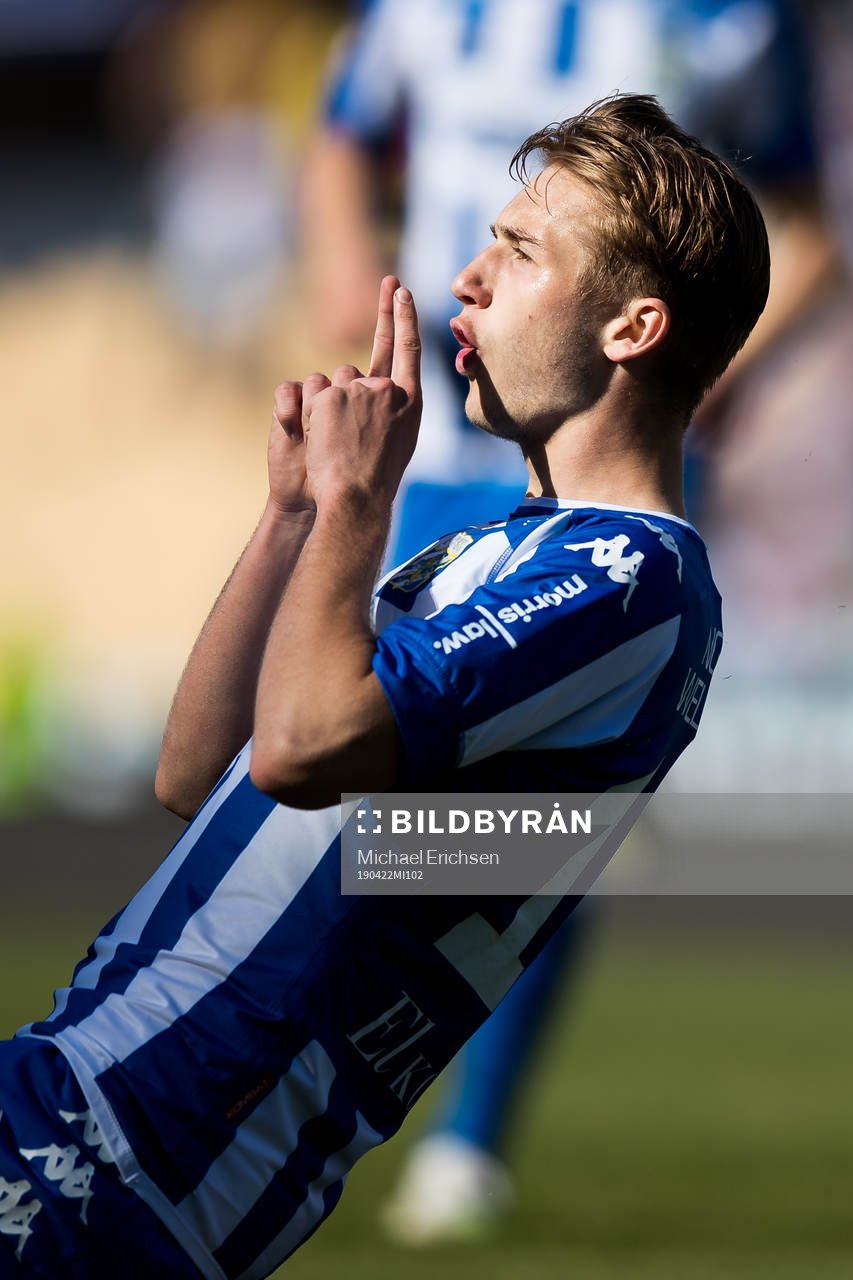 IFK Göteborgs Benjamin Nygren jublar efter 3-0 under fotbollsmatchen i allsvenskan mellan IFK Göteborg och Helsingborg den 22 april 2019 i Göteborg.
