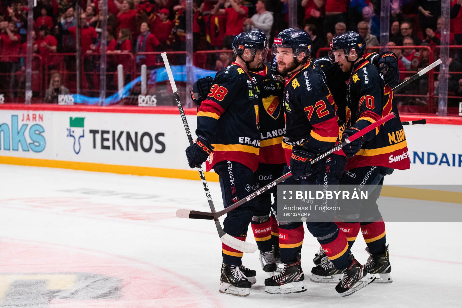 Djurgårdens Emil Bemström jublar