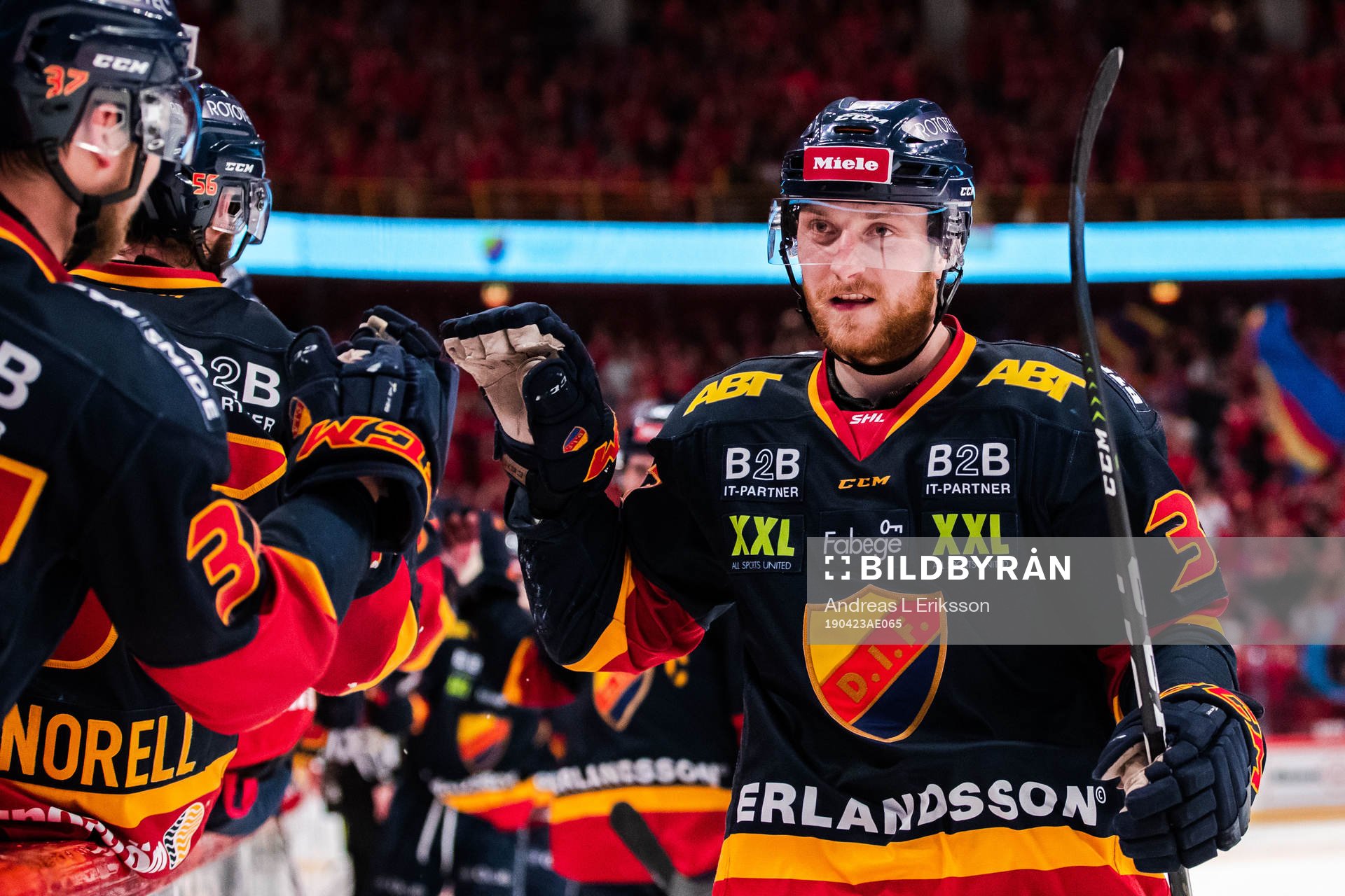 Djurgårdens Linus Hultström jublar