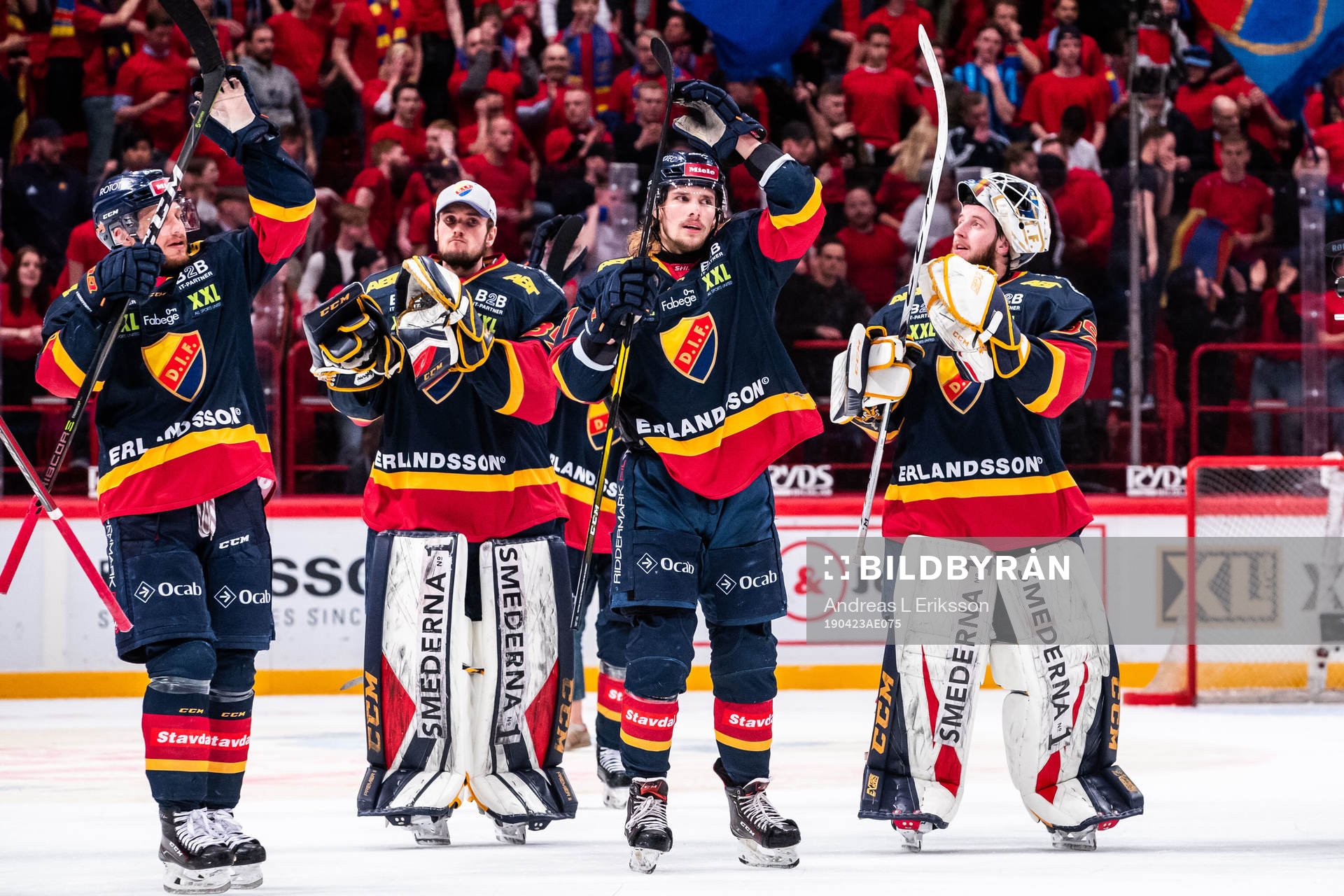 Djurgårdens Axel Jonsson Fjällby och målvakt Adam