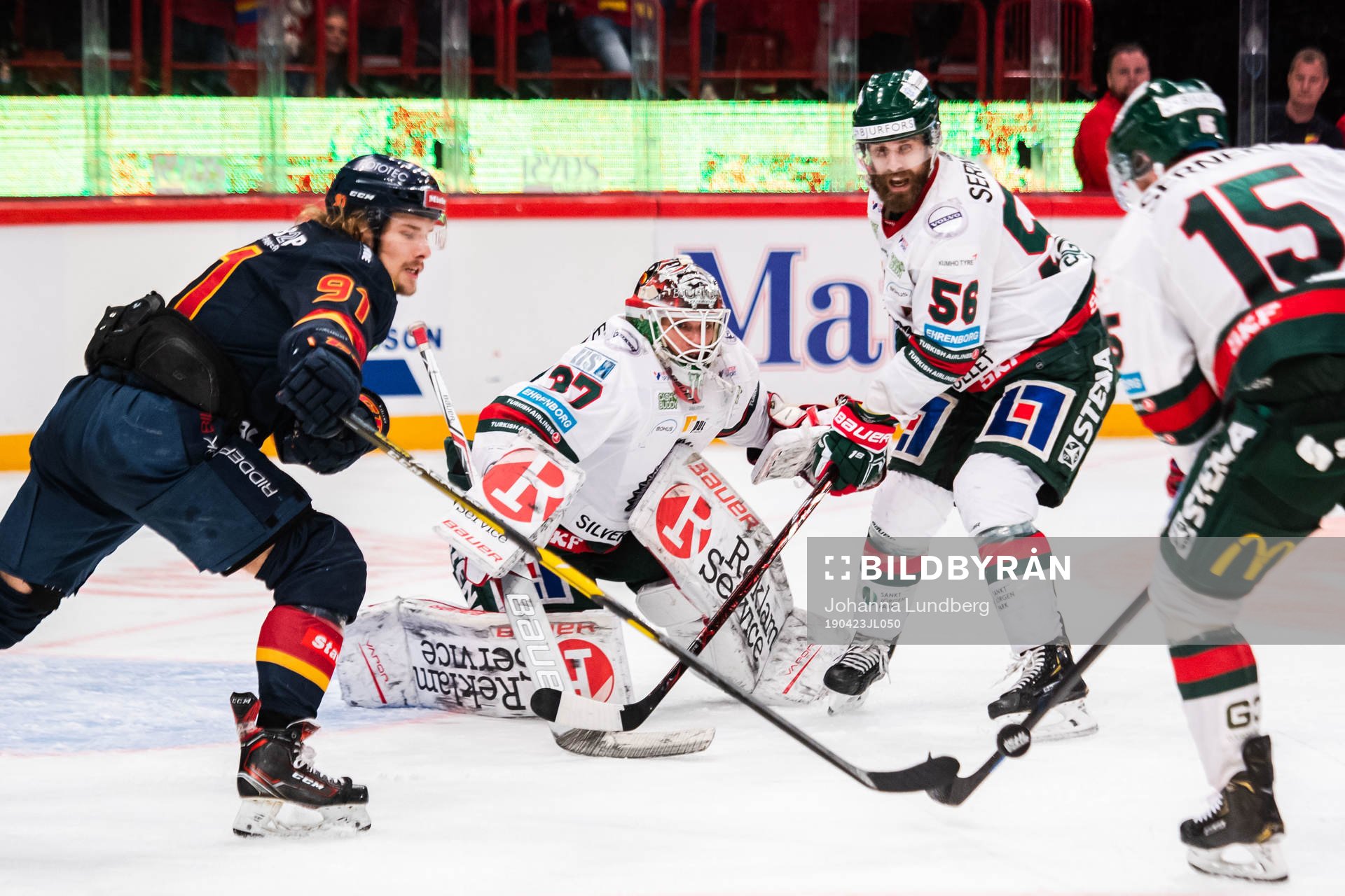Frölundas målvakt Johan Gustafsson, Jonathan Sigalet och