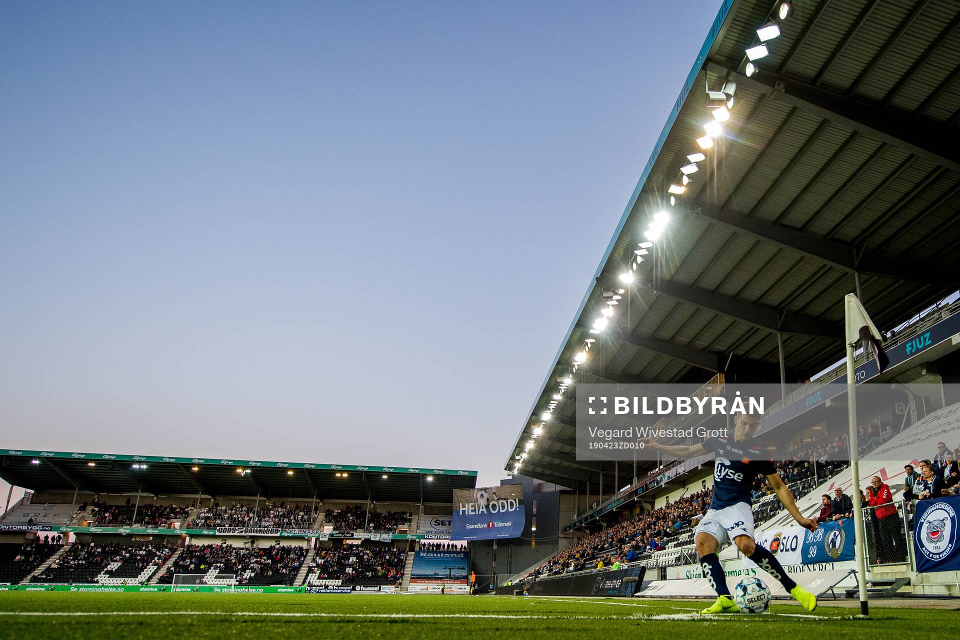 Ylldren Ibrahimaj of Viking takes a corner kick