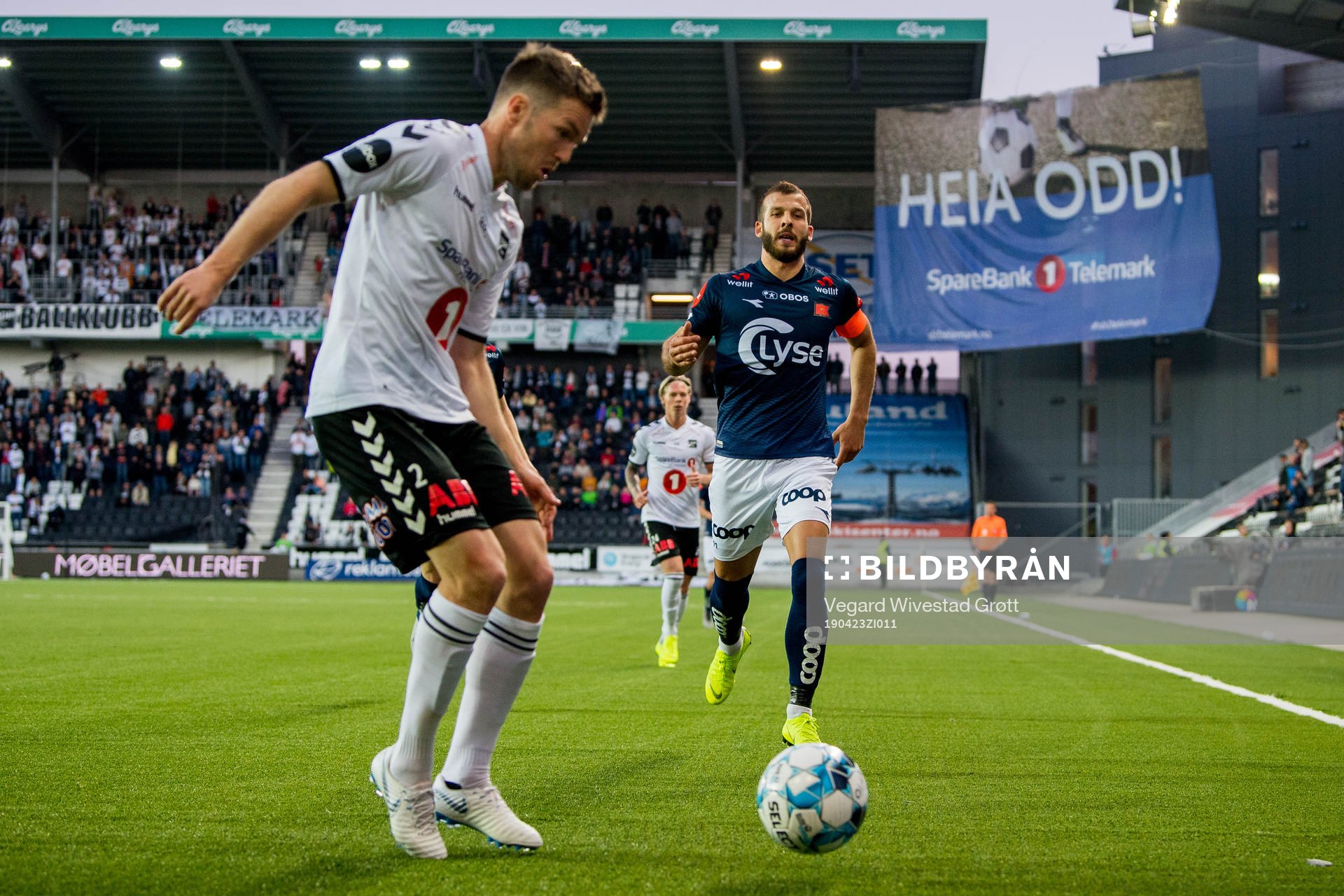 Espen Ruud of Odd and Zlatko Tripic of Viking