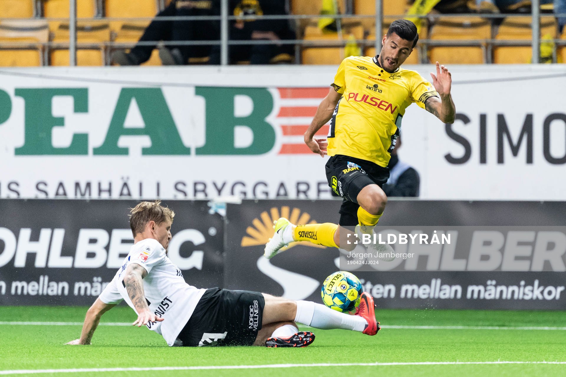 Elfsborgs Rami Kaib och Örebros Martin Lorentzson