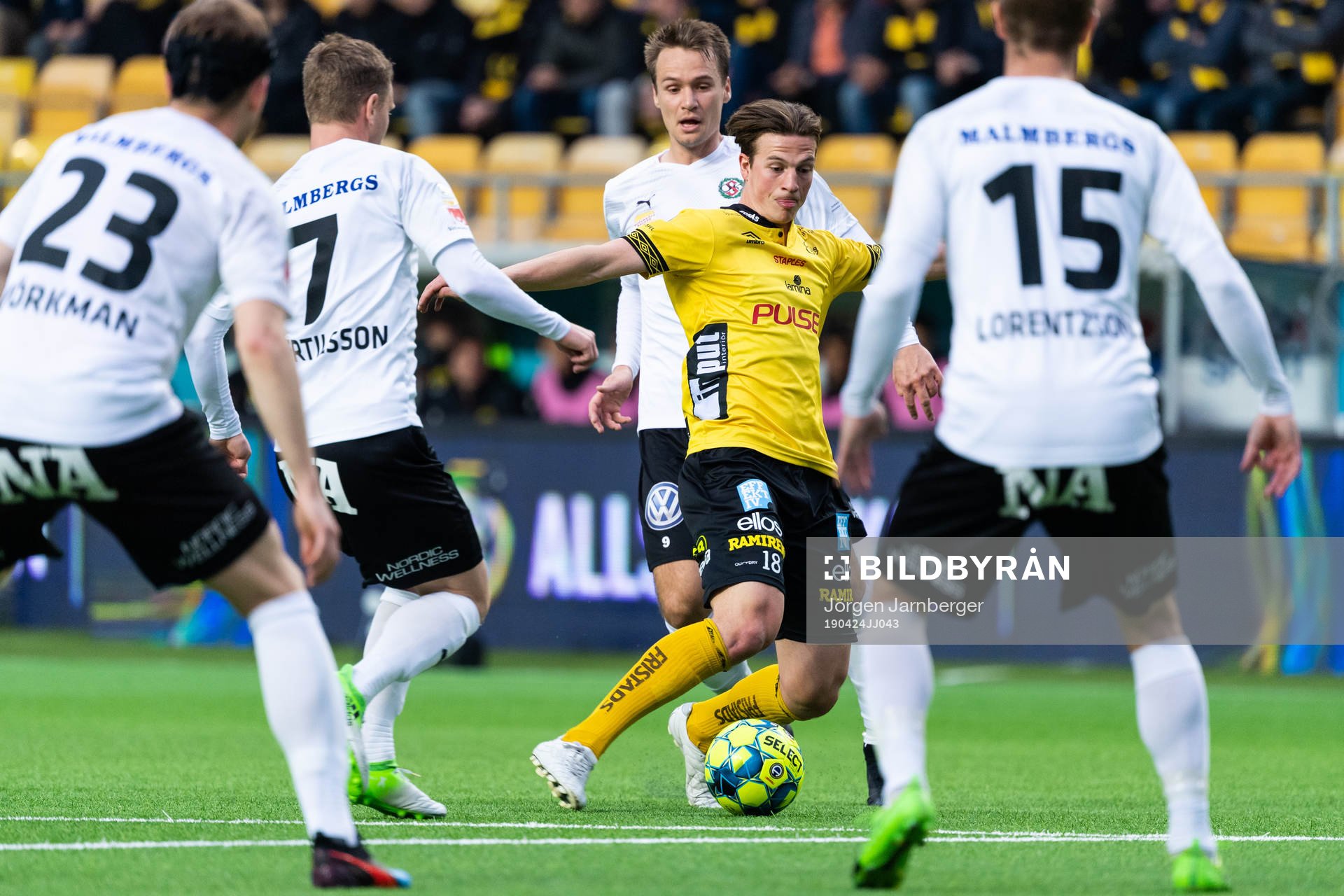 Elfsborgs Simon Olsson och Örebros Viktor Prodell