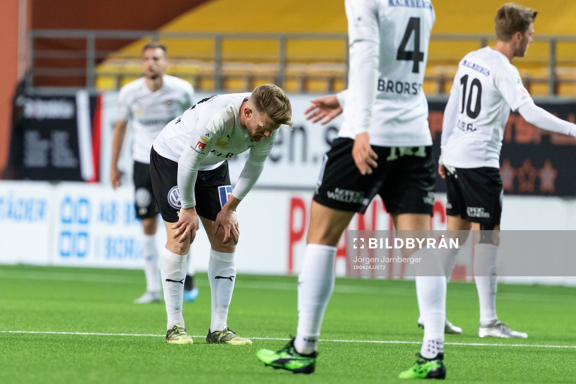 Örebros Martin Lorentzson deppar