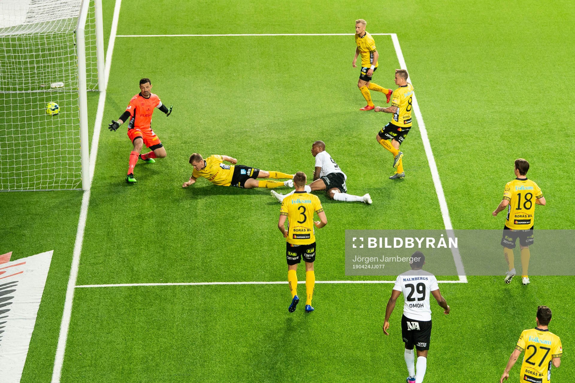 Örebros Carlos Strandberg gör 4-1