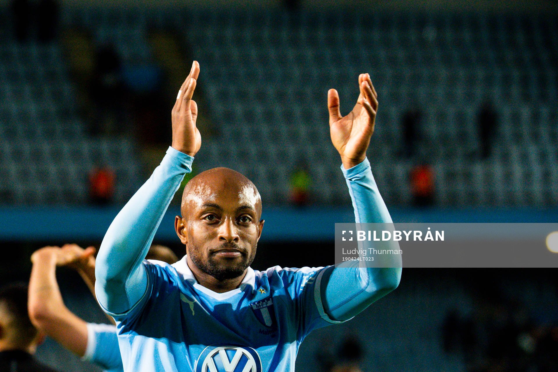 Malmö FFs Fouad Bachirou tackar publiken