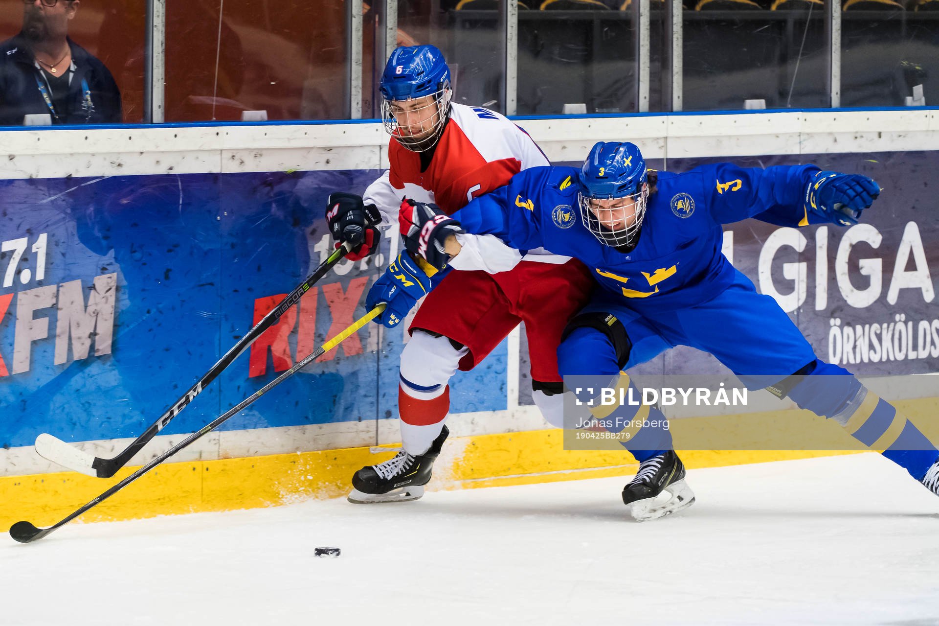 The Czech Republic Jan Mlcak and Swedens Albert Johansson