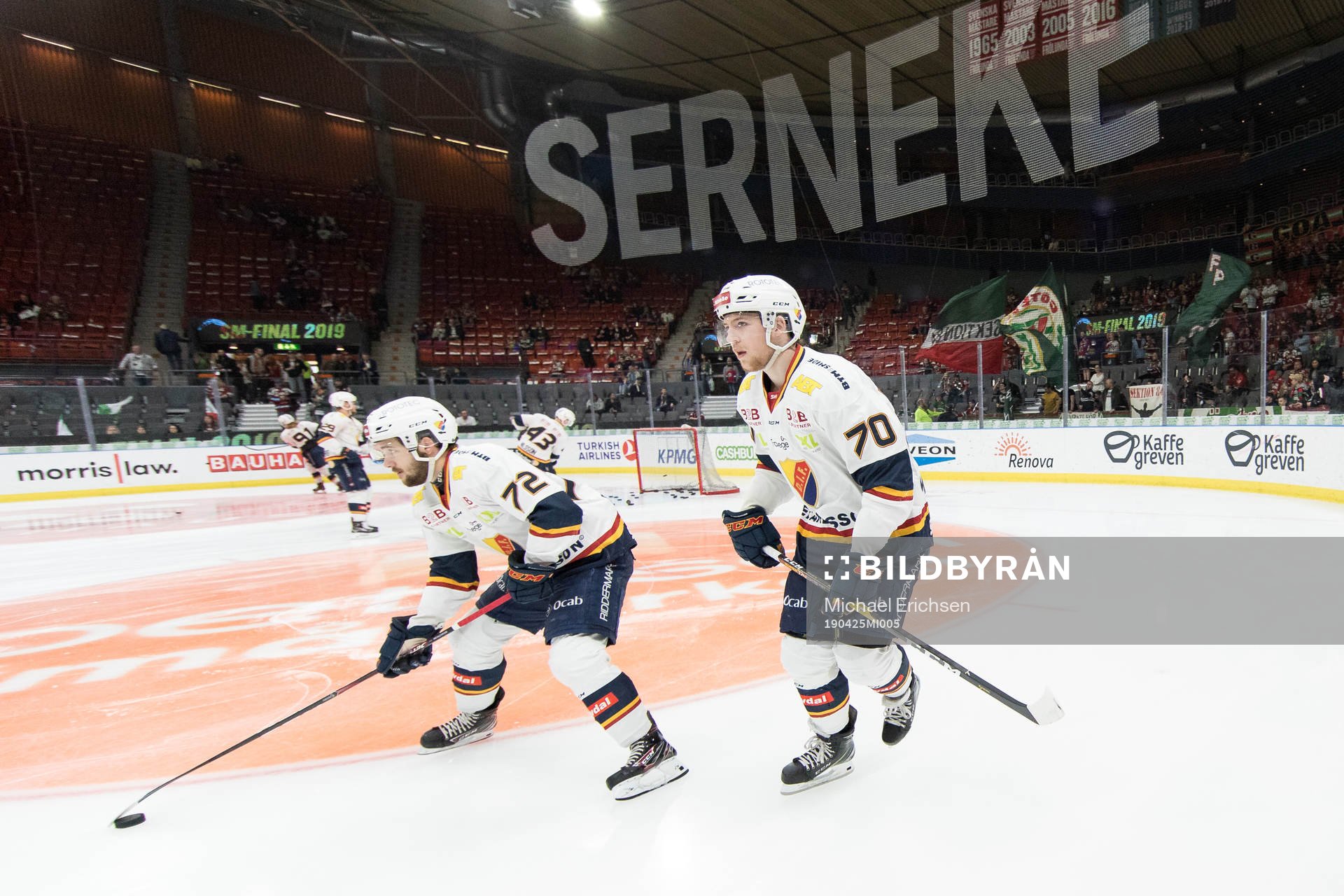 Djurgårdens Emil Bemström och Marcus Davidsson innan
