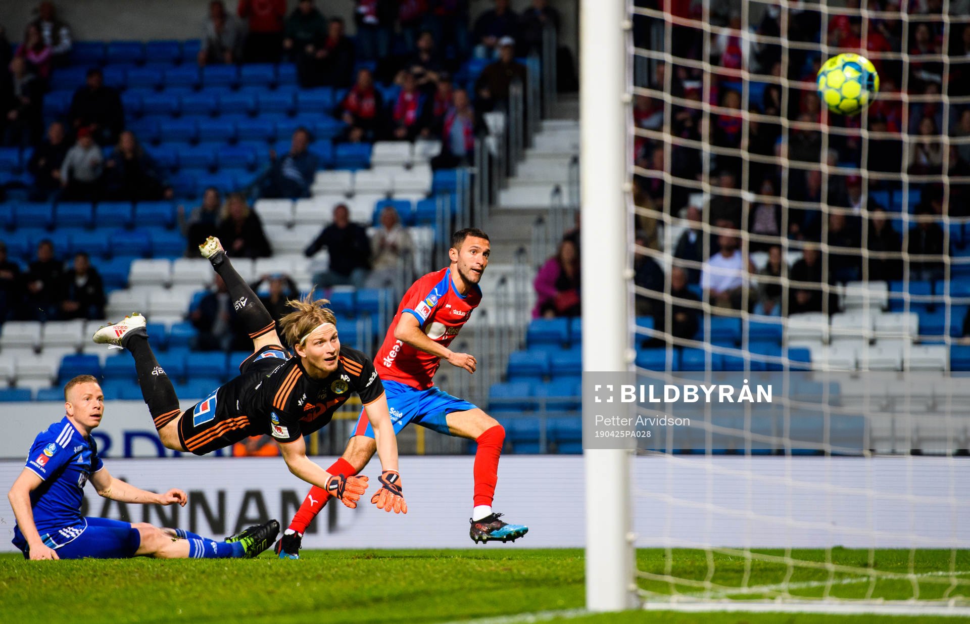 Helsingborgs David Boysen gör 1-1 bakom Sundsvalls