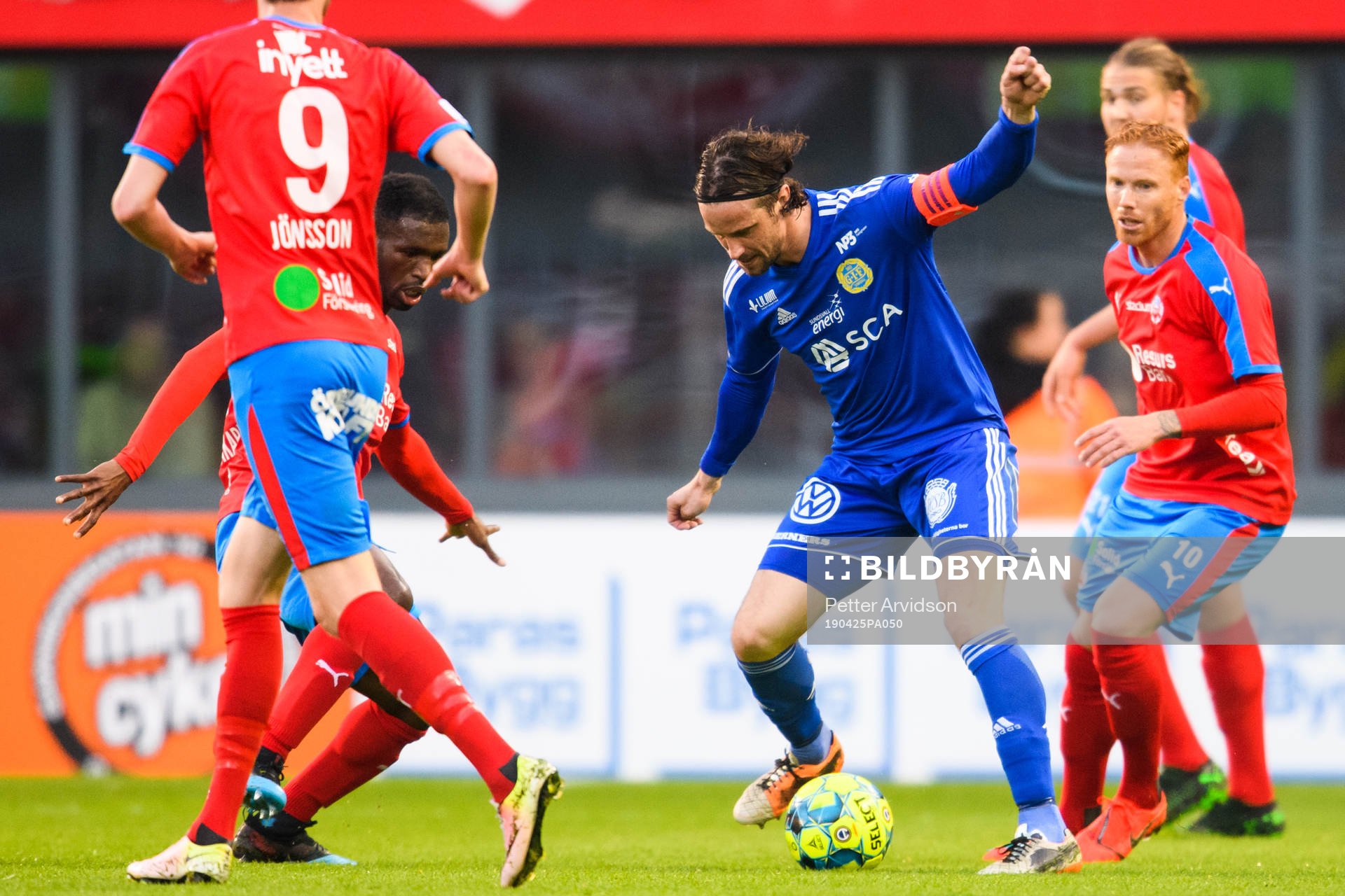 Sundsvalls Linus Hallenius mot Helsingborgs Mohammed
