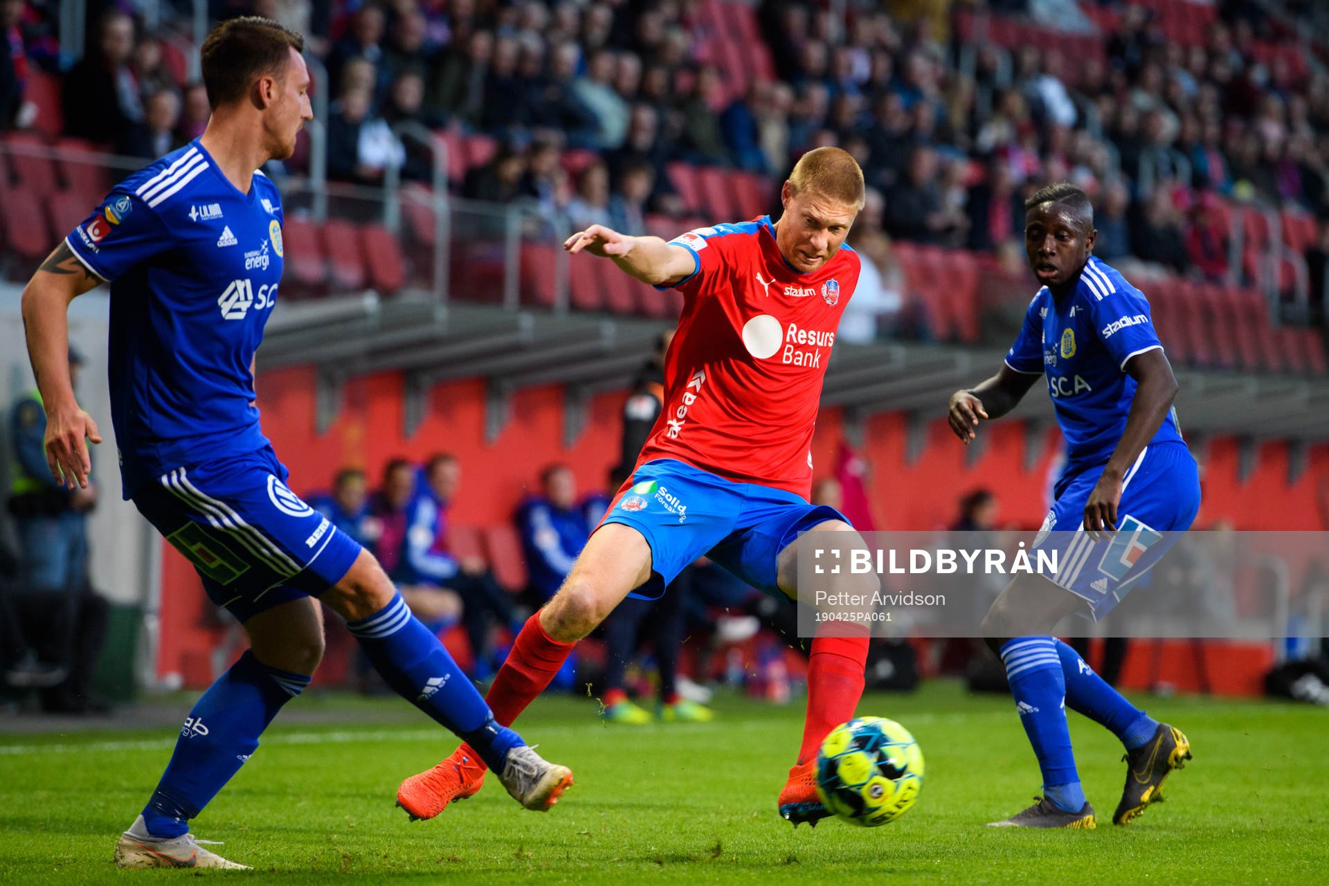 Helsingborgs Markus Holgersson mot Sundsvalls Alexander