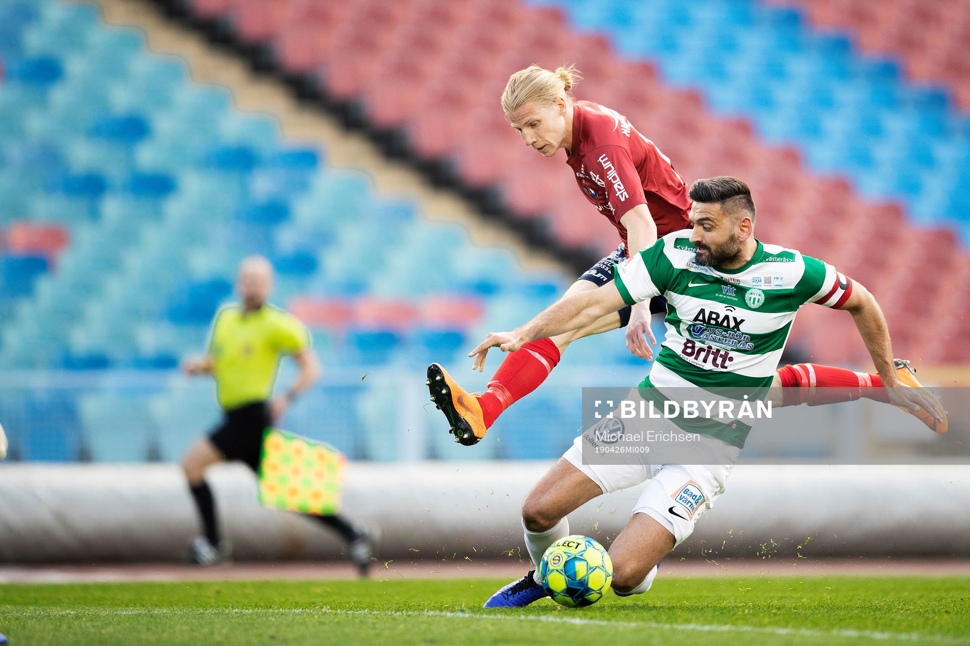 Örgrytes Gustav Ludwigson och Västerås Ilir Berisha