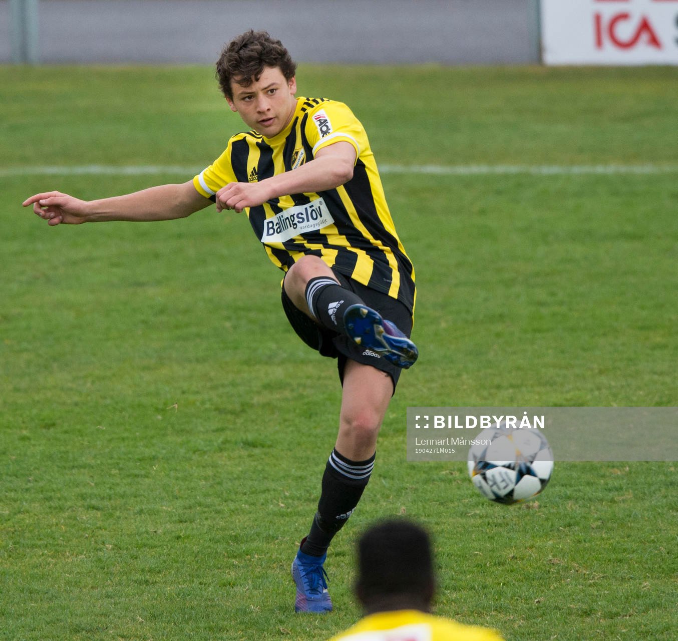 IFK Hässleholms Isak Orajärvi i matchen i division 2