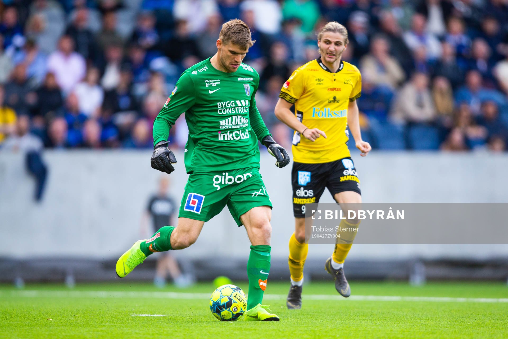 Sirius målvakt Lukas Jonsson och Elfsborgs Pawel Cibicki