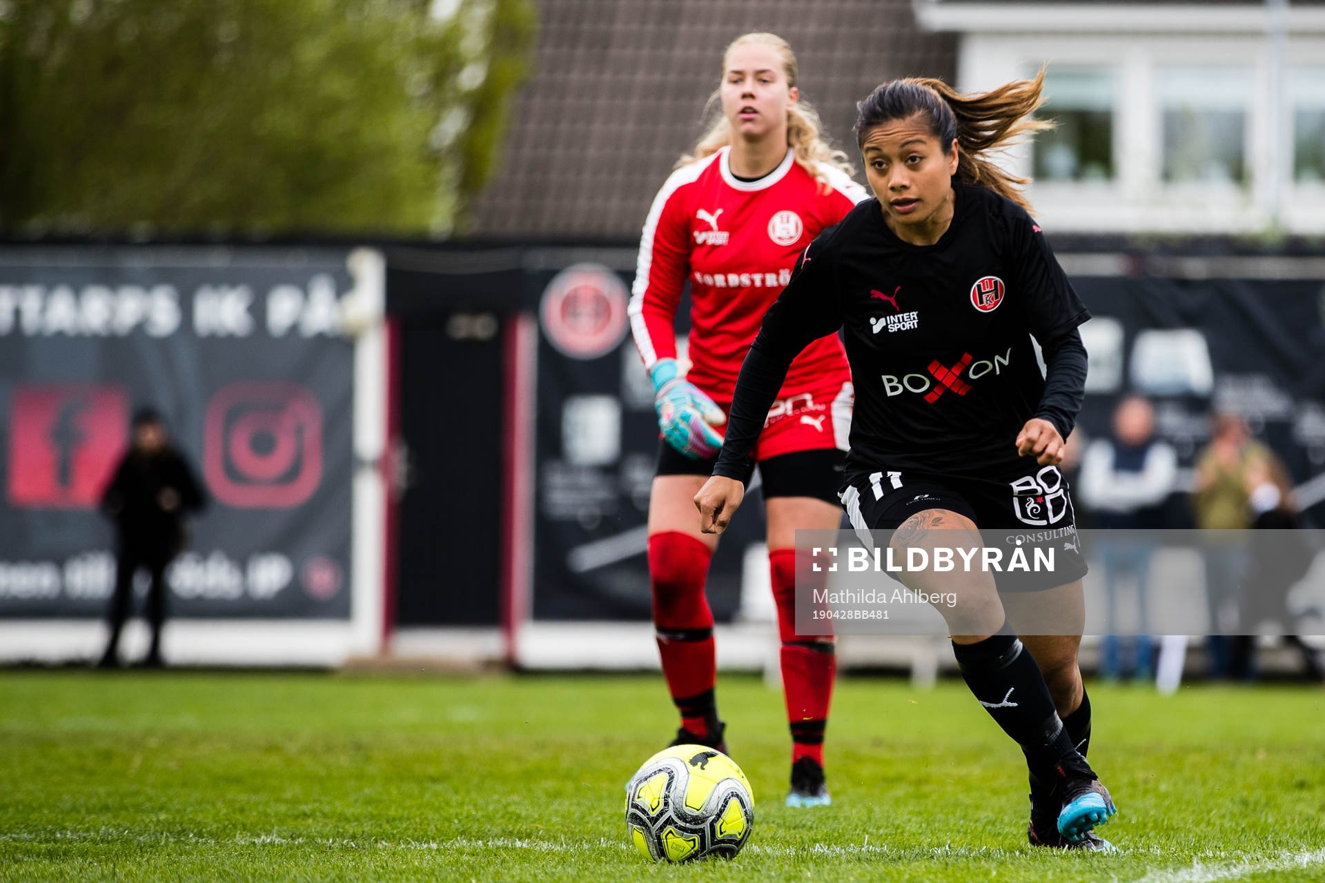  Hittarps Filippa Saiyawong under fotbollsmatchen i Div 1 Södra mellan Hittarp och Eskilsminne den 28 april 2019 i Helsingborg. 