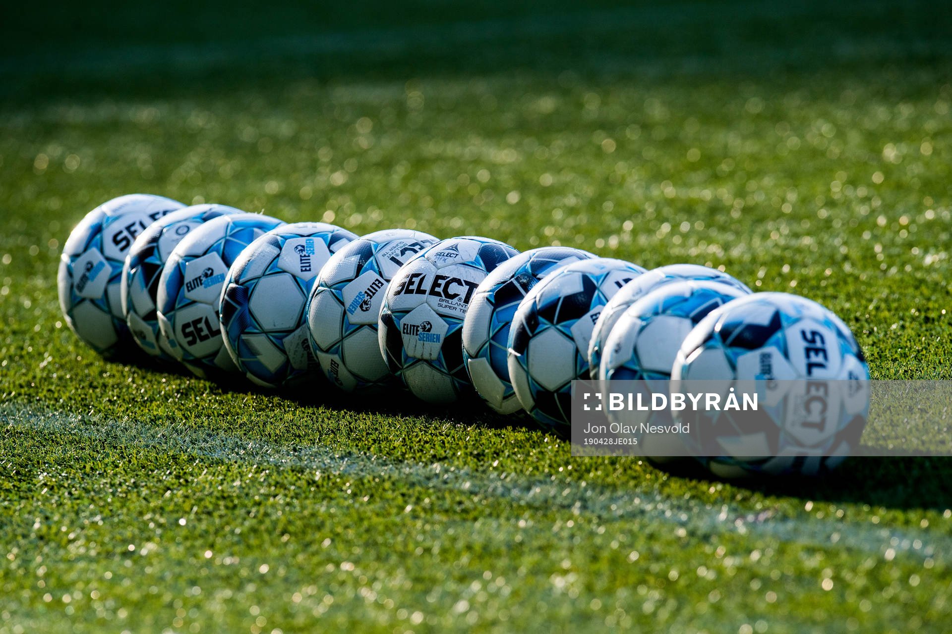 Official match balls