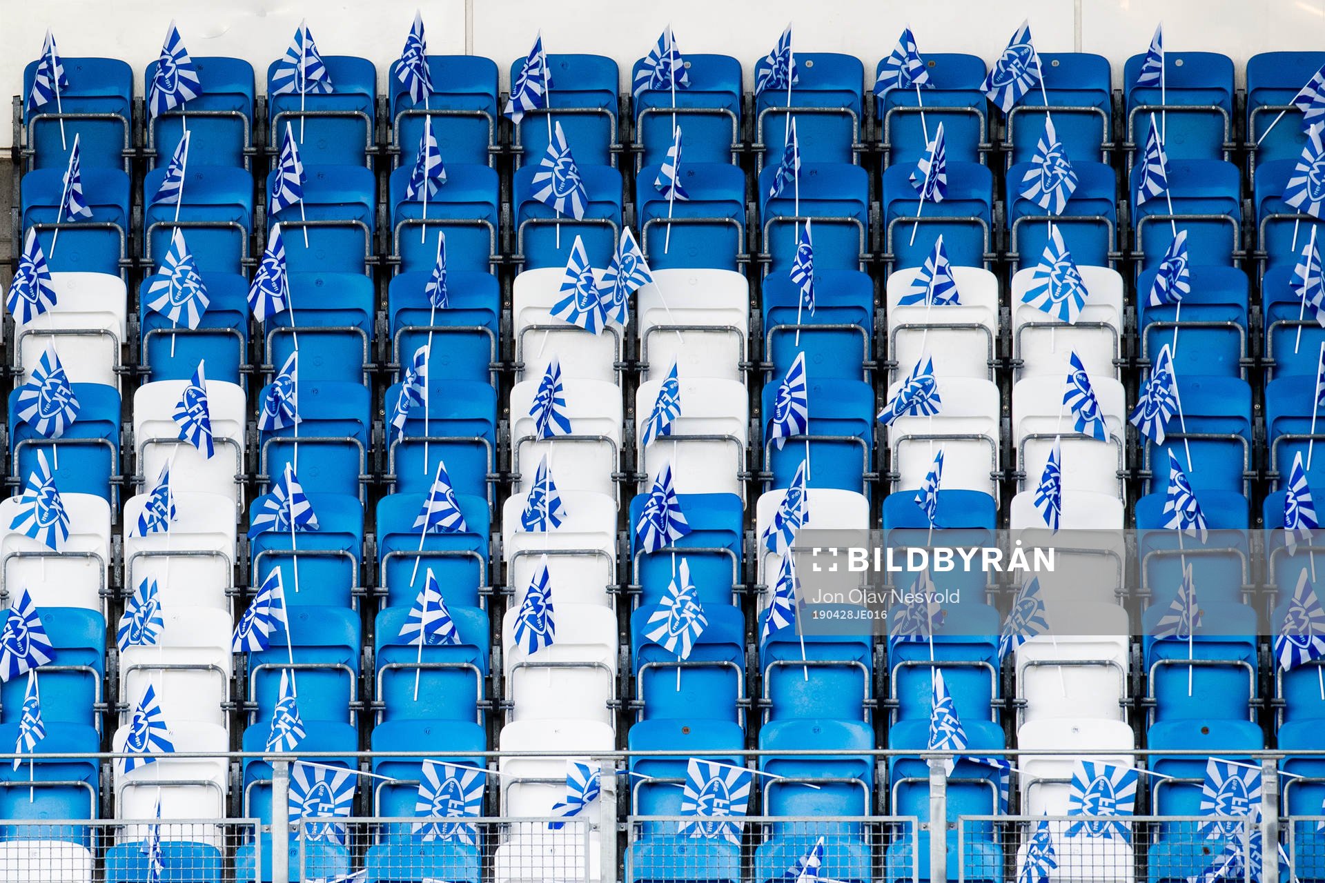 Flags and empty seats
