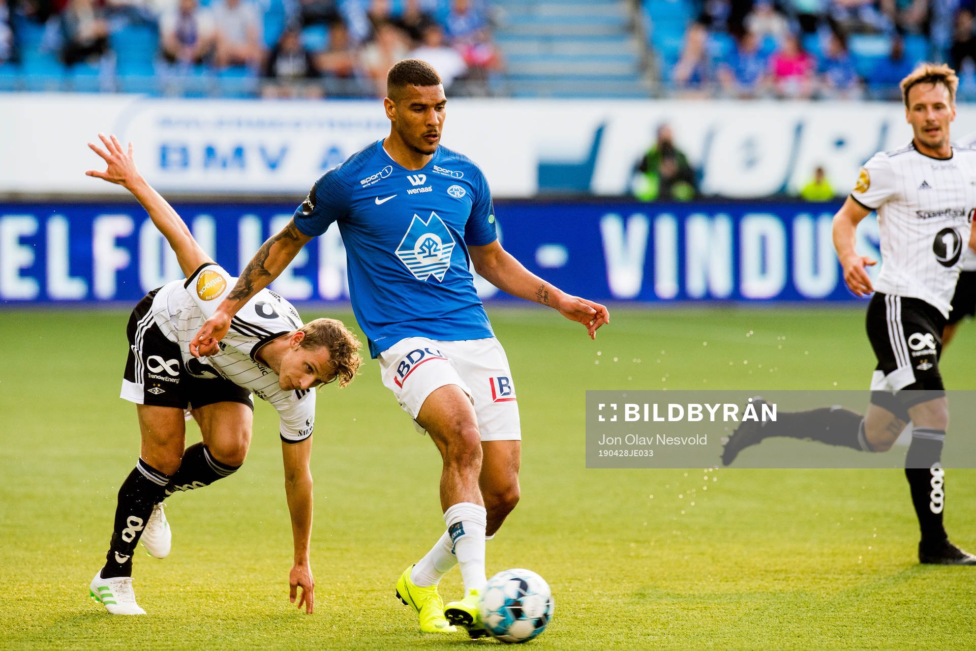 Vegar Eggen Hedenstad of Rosenborg and Ruben Gabrielsen of